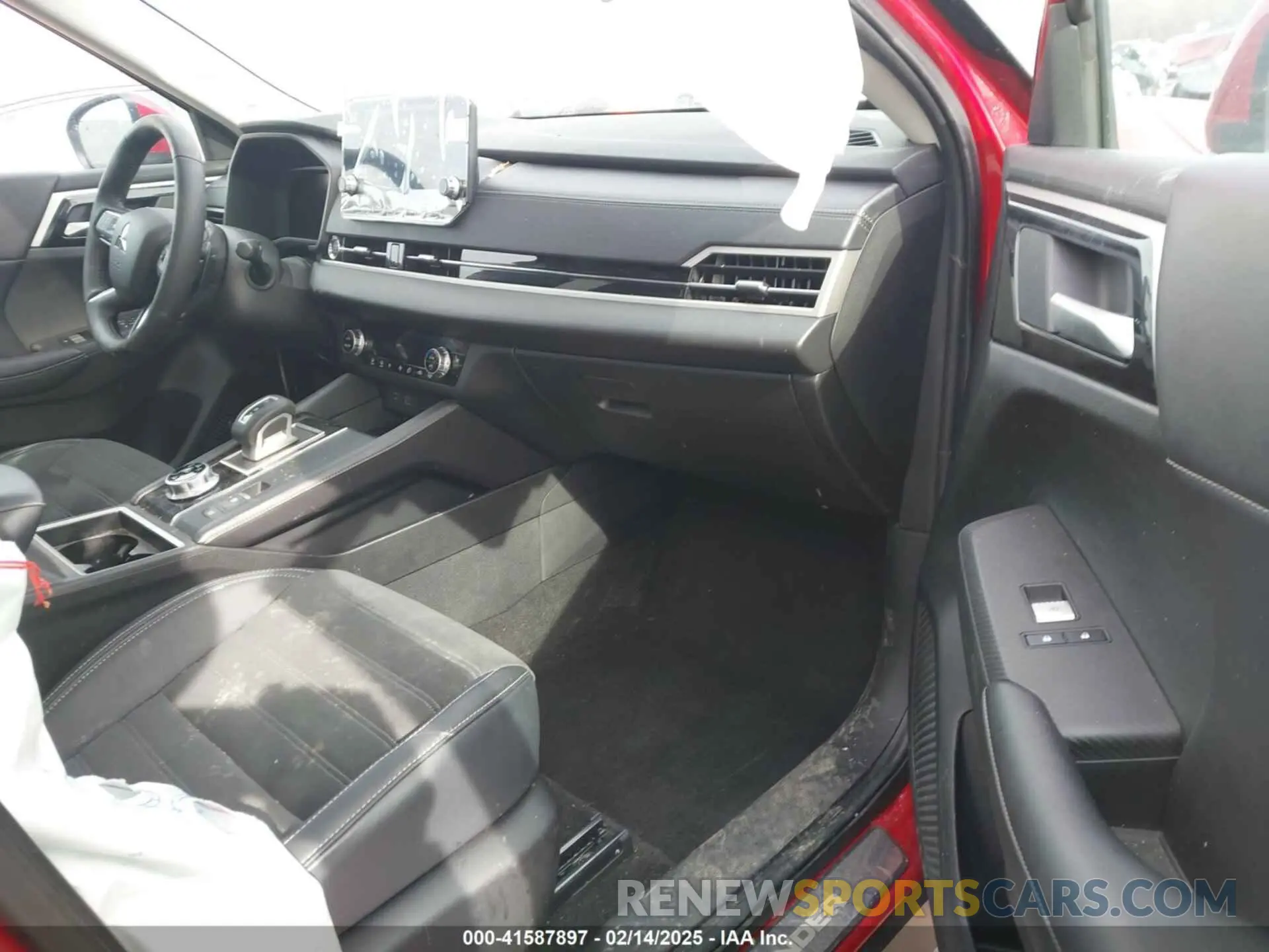 5 Фотография поврежденного автомобиля JA4J4VA88RZ025614 MITSUBISHI OUTLANDER 2024