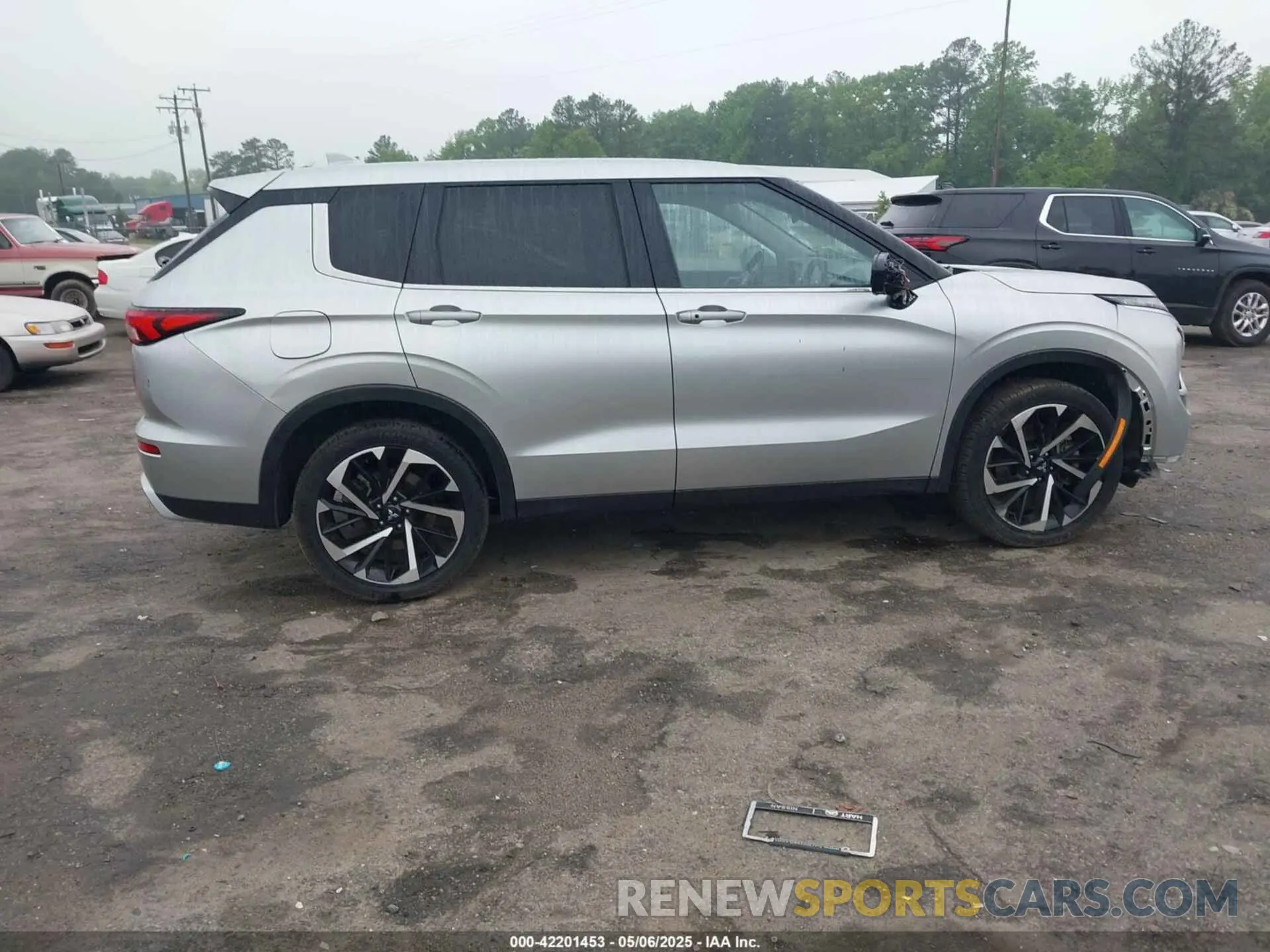 13 Фотография поврежденного автомобиля JA4J4VA89RZ021832 MITSUBISHI OUTLANDER 2024