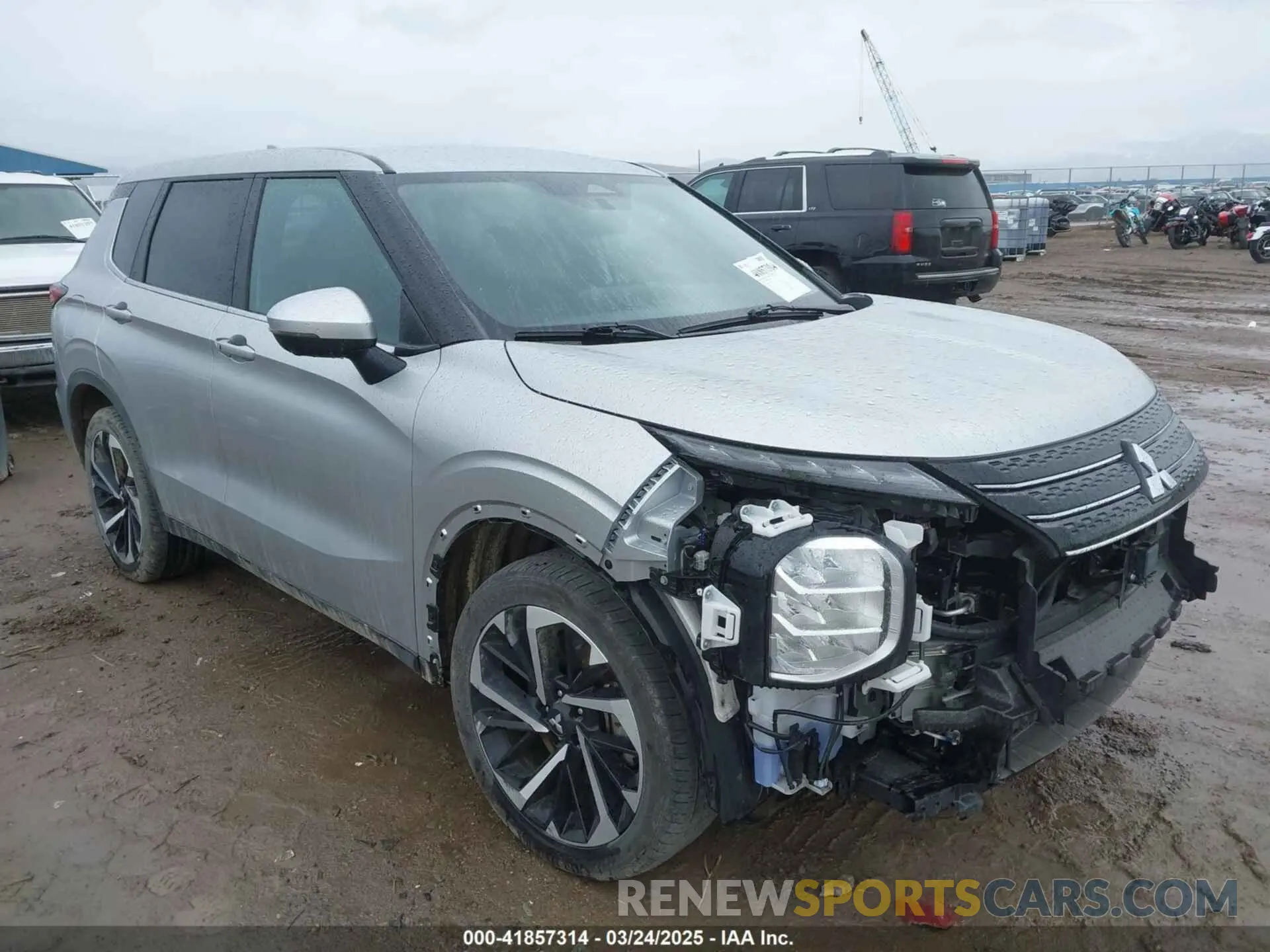1 Photograph of a damaged car JA4J4VA89RZ063045 MITSUBISHI OUTLANDER 2024