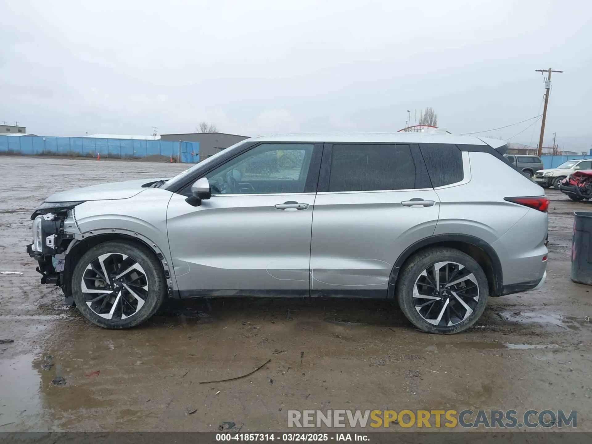 15 Photograph of a damaged car JA4J4VA89RZ063045 MITSUBISHI OUTLANDER 2024