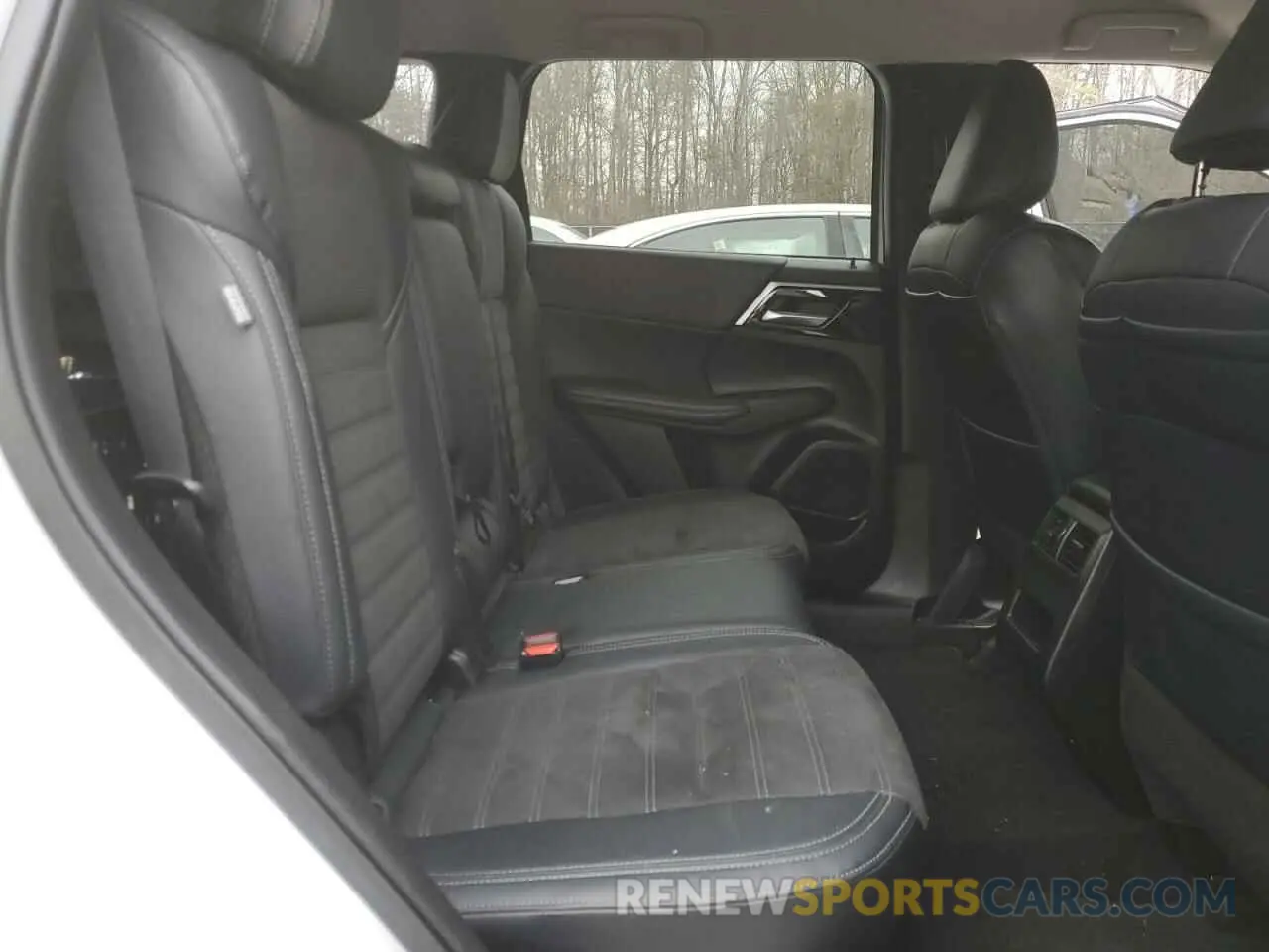 11 Фотография поврежденного автомобиля JA4J4VA8XRZ026201 MITSUBISHI OUTLANDER 2024