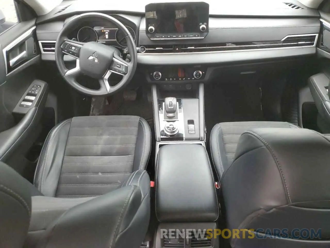 8 Фотография поврежденного автомобиля JA4J4VA8XRZ026201 MITSUBISHI OUTLANDER 2024