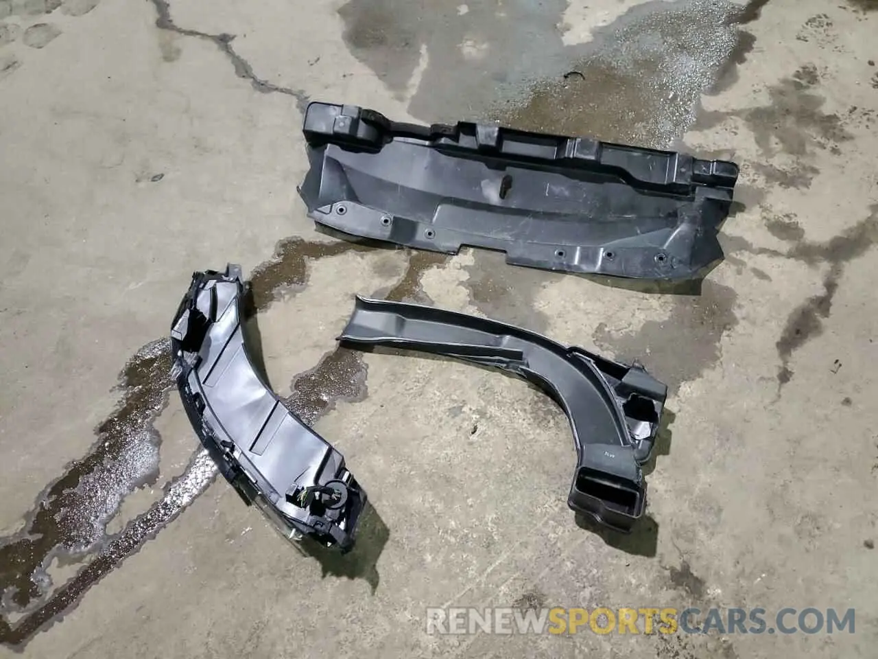 13 Photograph of a damaged car JA4J4VA8XRZ045346 MITSUBISHI OUTLANDER 2024
