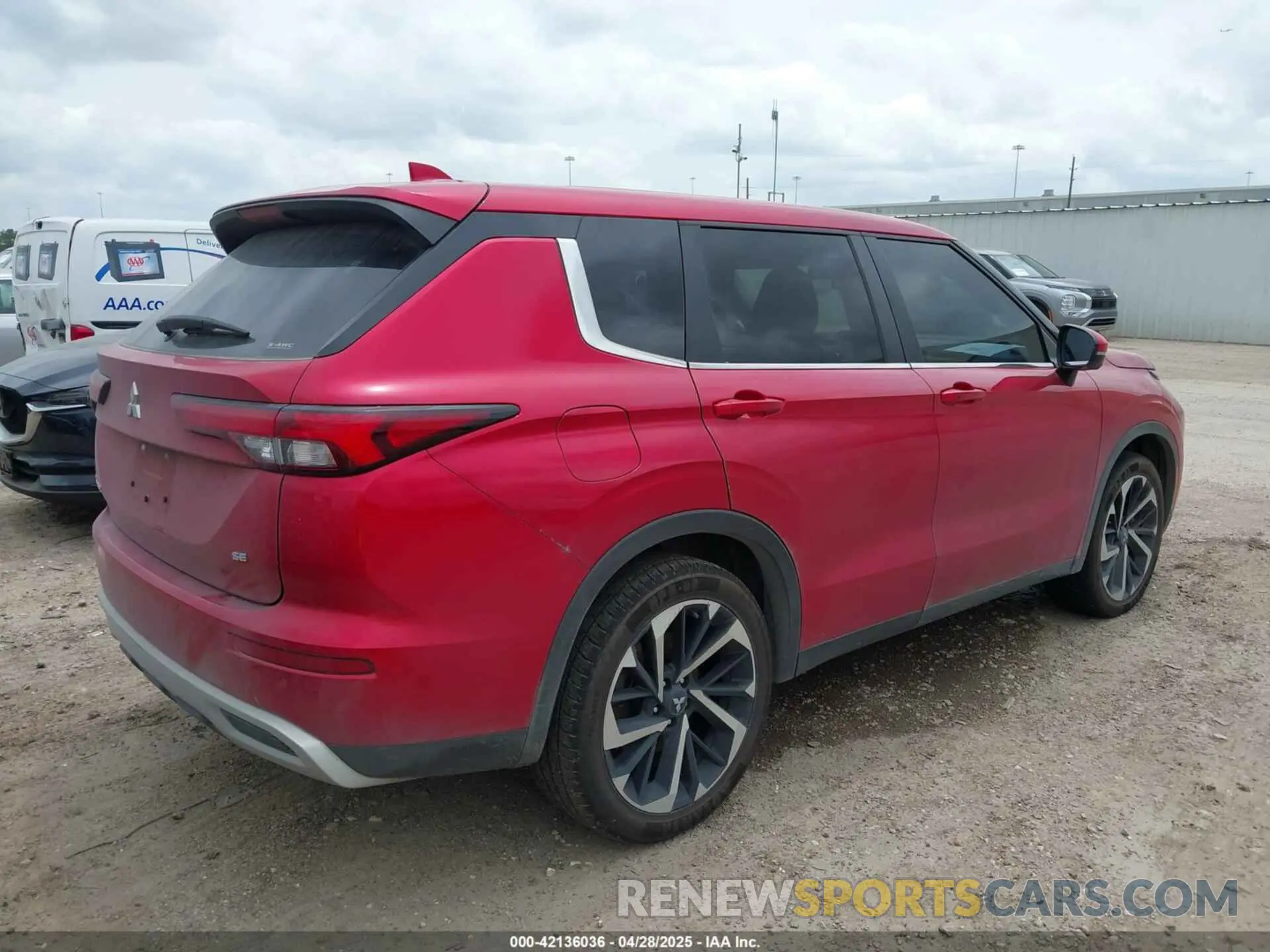 4 Фотография поврежденного автомобиля JA4J4VA8XRZ062048 MITSUBISHI OUTLANDER 2024