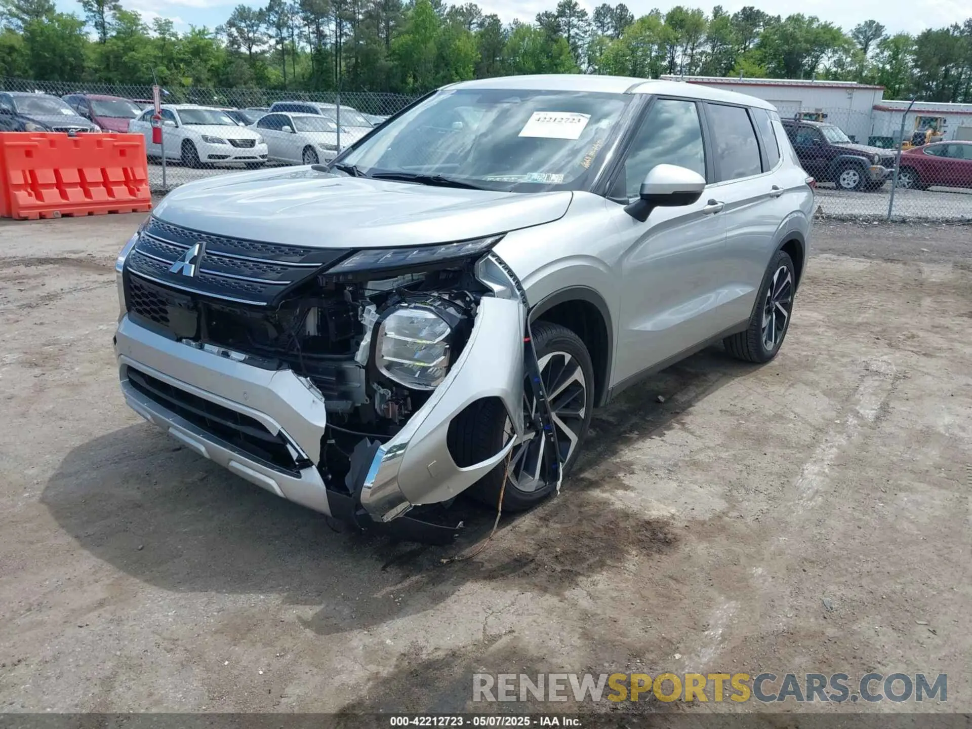 2 Photograph of a damaged car JA4J4VA8XRZ074958 MITSUBISHI OUTLANDER 2024