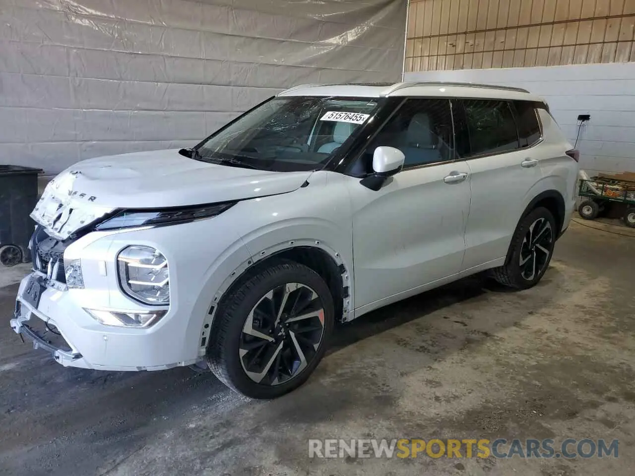 1 Фотография поврежденного автомобиля JA4J4WA82RZ008927 MITSUBISHI OUTLANDER 2024