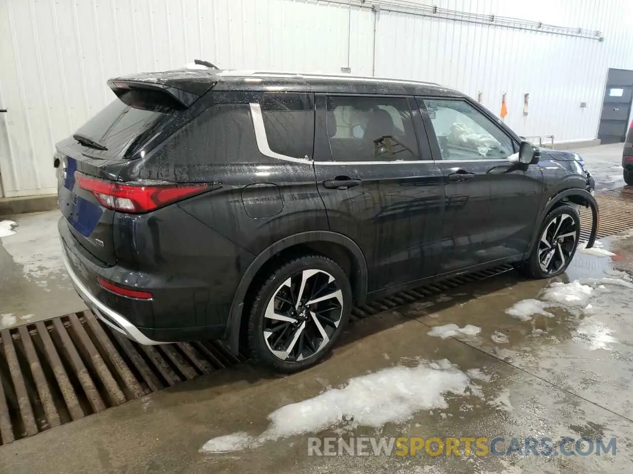 3 Фотография поврежденного автомобиля JA4J4WA83RZ605522 MITSUBISHI OUTLANDER 2024