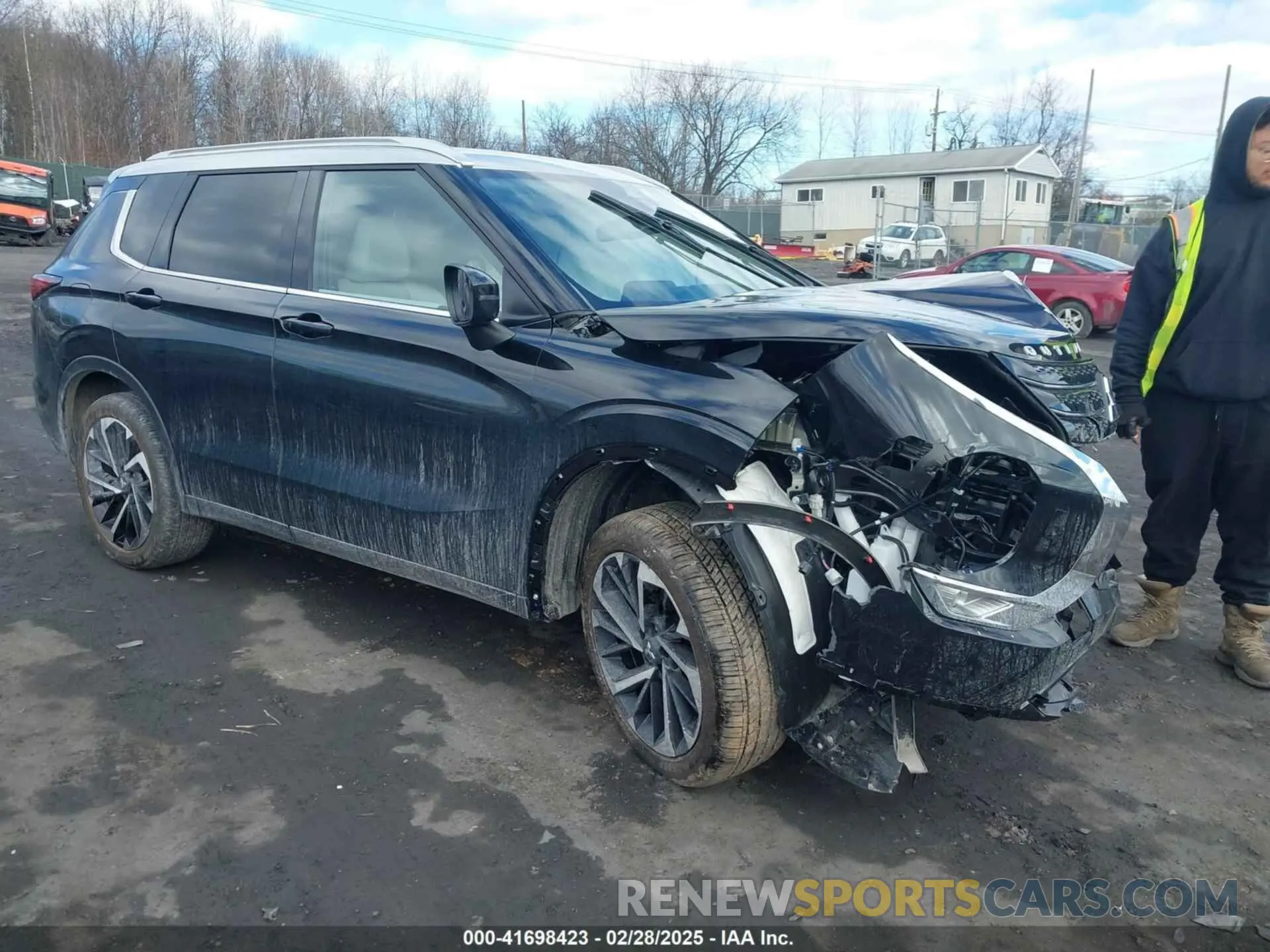1 Фотография поврежденного автомобиля JA4J4WA86RZ036102 MITSUBISHI OUTLANDER 2024