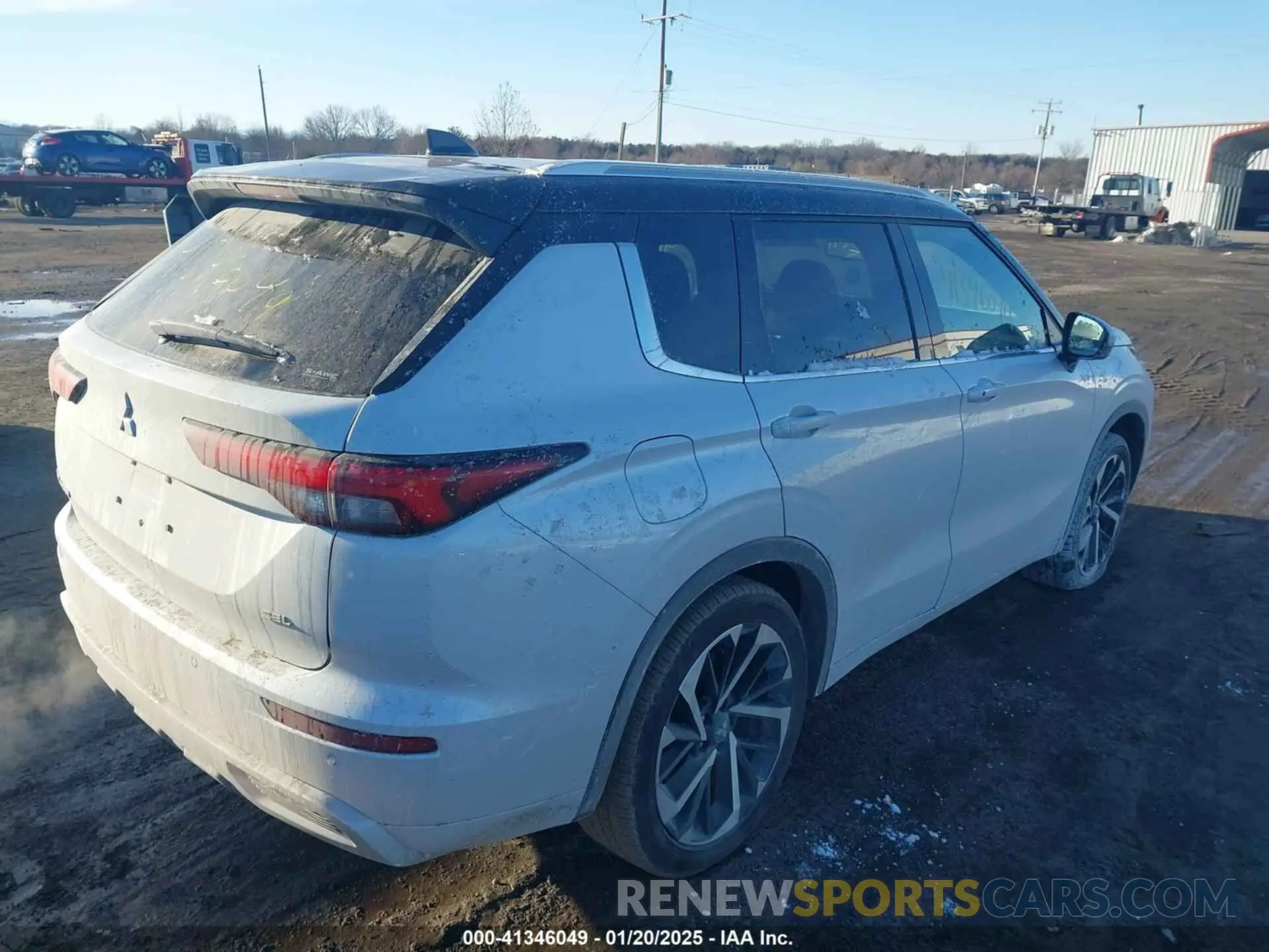 4 Photograph of a damaged car JA4J4WA8XRZ003510 MITSUBISHI OUTLANDER 2024