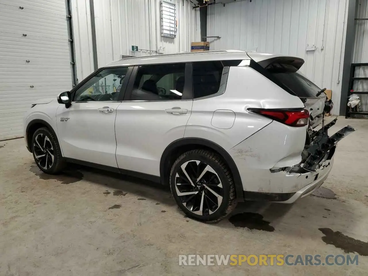 2 Photograph of a damaged car JA4T5VA99RZ611740 MITSUBISHI OUTLANDER 2024