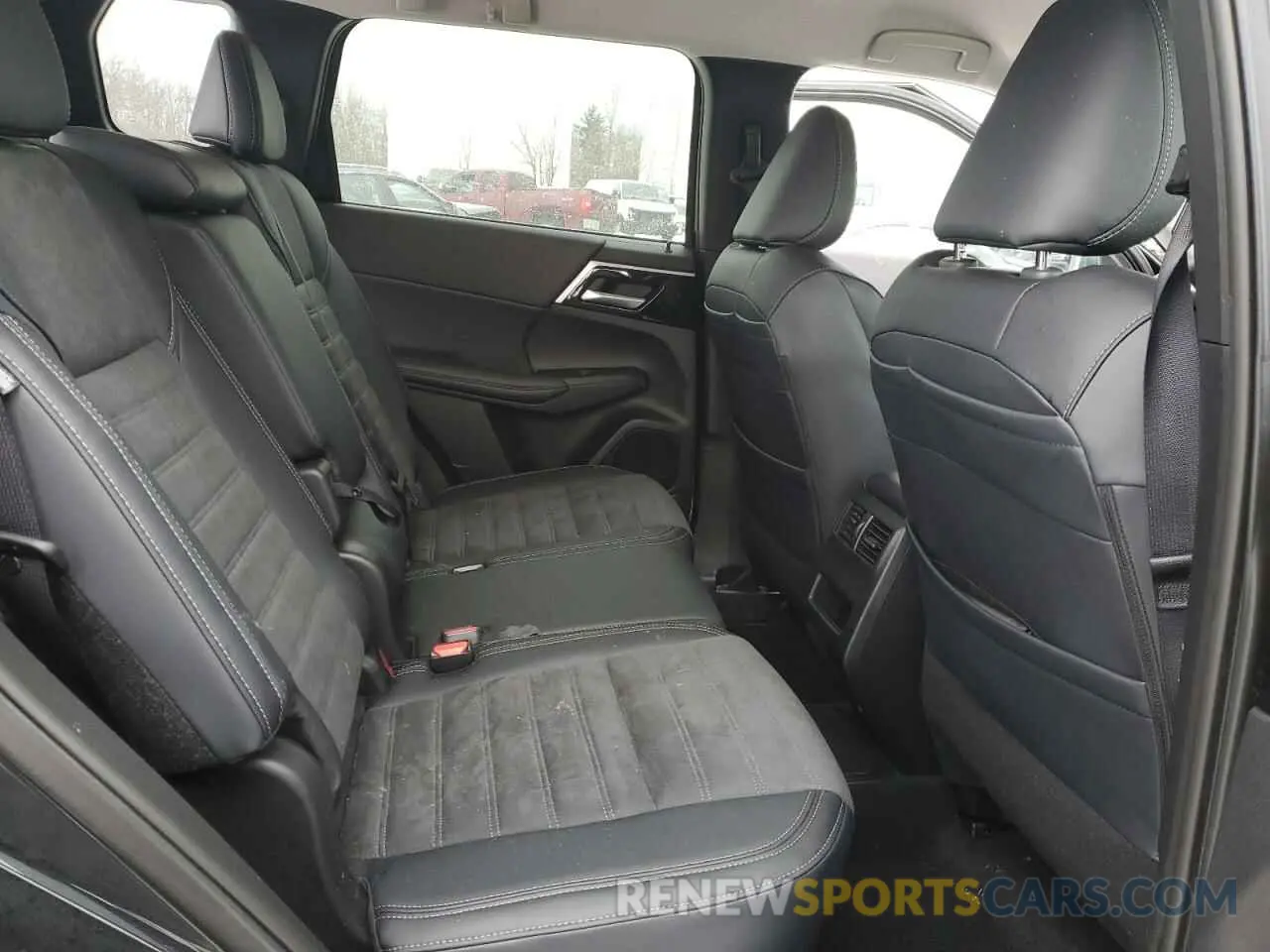 11 Фотография поврежденного автомобиля JA4T5VA9XSZ001867 MITSUBISHI OUTLANDER 2025