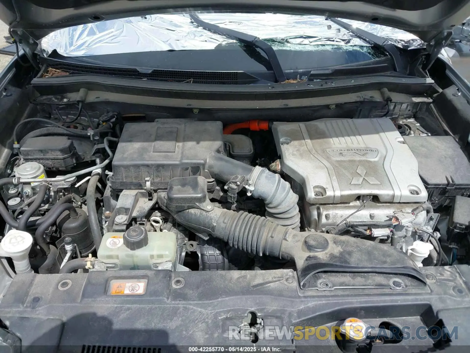 10 Photograph of a damaged car JA4J24A5XKZ051210 MITSUBISHI OUTLANDER PHEV 2019