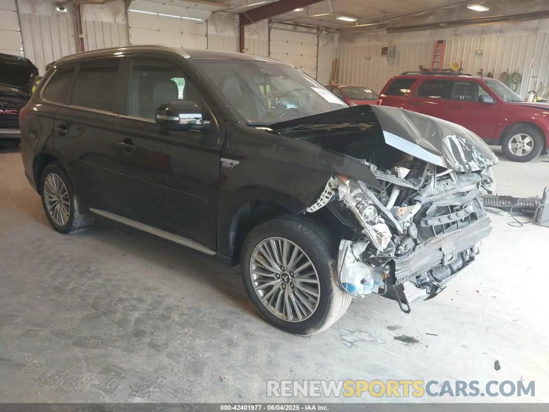 1 Фотография поврежденного автомобиля JA4J24A51LZ038816 MITSUBISHI OUTLANDER PHEV 2020