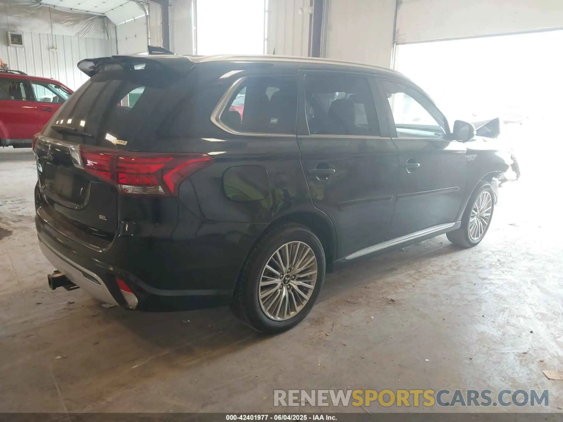 4 Фотография поврежденного автомобиля JA4J24A51LZ038816 MITSUBISHI OUTLANDER PHEV 2020