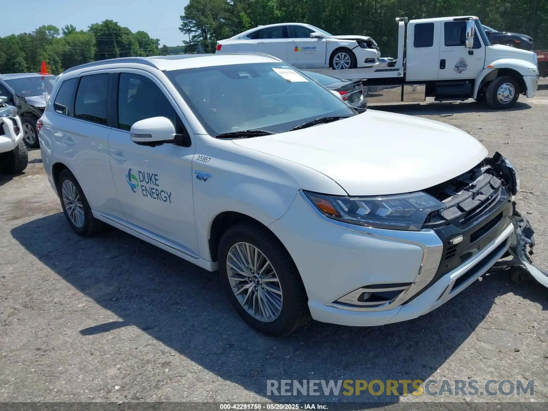 1 Фотография поврежденного автомобиля JA4J24A5XLZ041732 MITSUBISHI OUTLANDER PHEV 2020