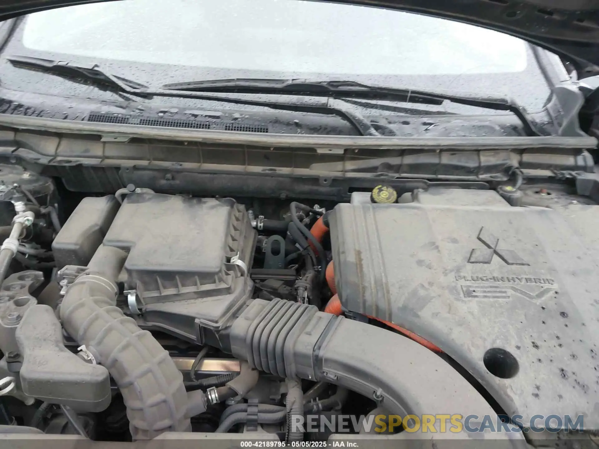 10 Photograph of a damaged car JA4T5VA92PZ046860 MITSUBISHI OUTLANDER PHEV 2023
