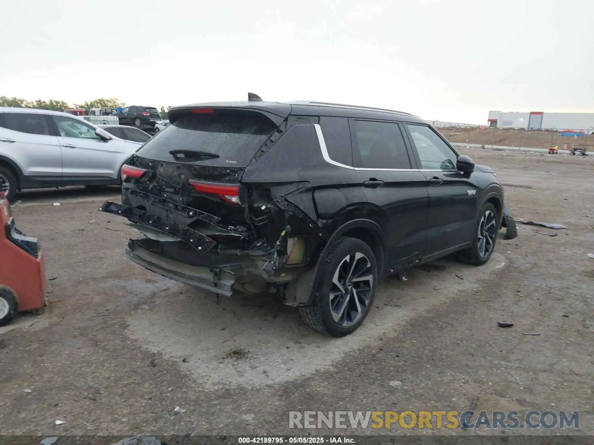 4 Photograph of a damaged car JA4T5VA92PZ046860 MITSUBISHI OUTLANDER PHEV 2023