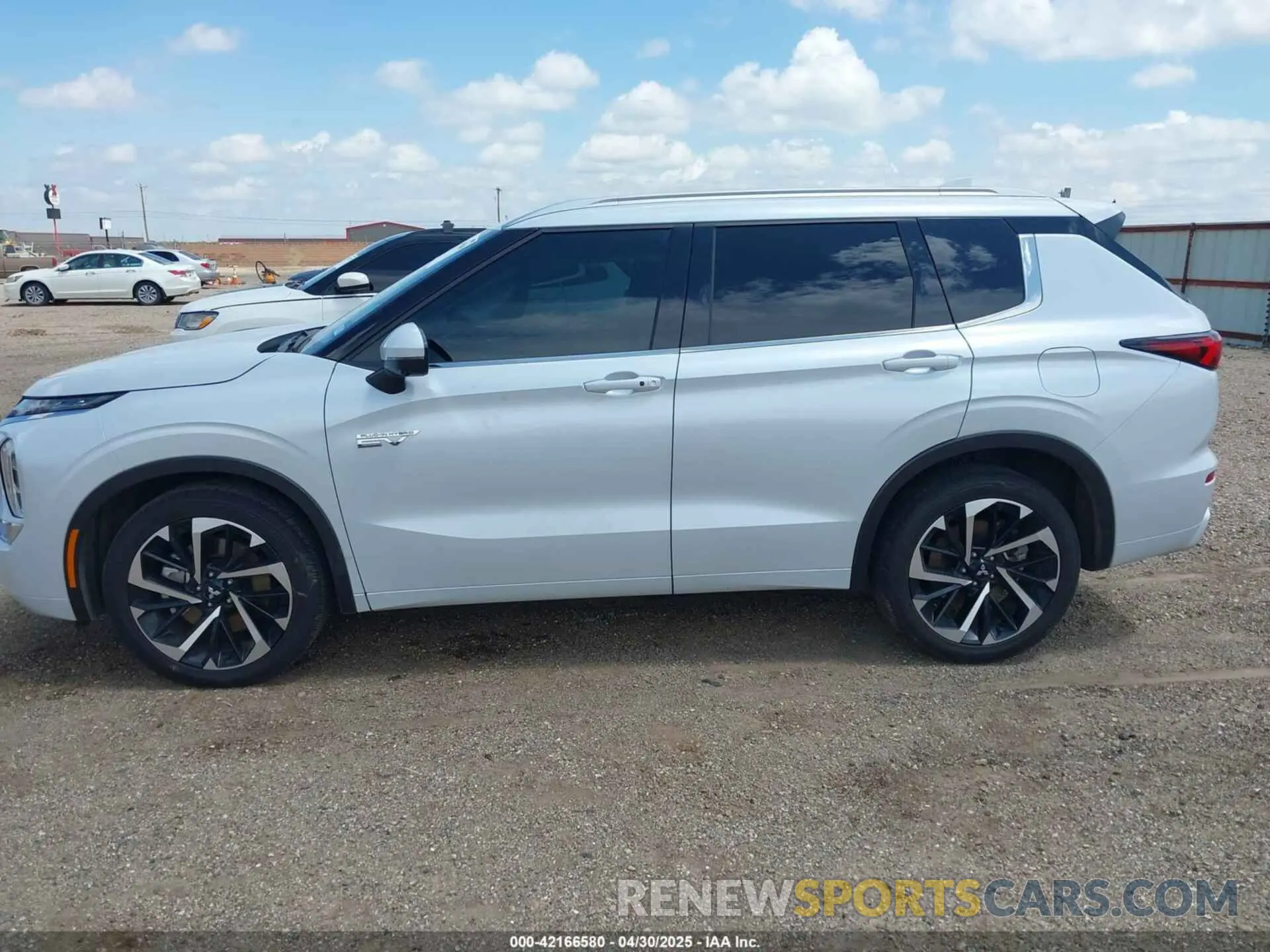 14 Фотография поврежденного автомобиля JA4T5VA94PZ029056 MITSUBISHI OUTLANDER PHEV 2023