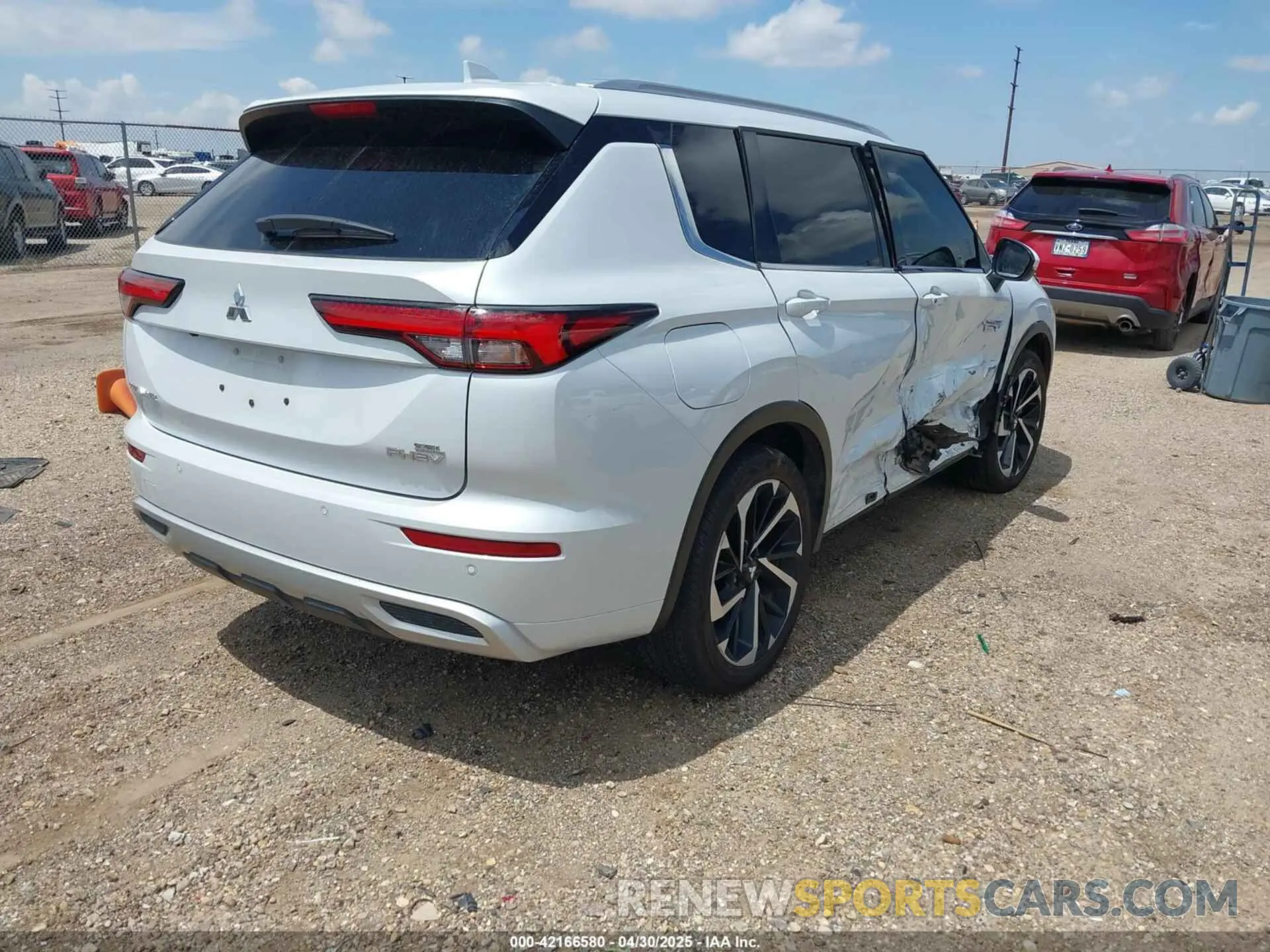 4 Фотография поврежденного автомобиля JA4T5VA94PZ029056 MITSUBISHI OUTLANDER PHEV 2023