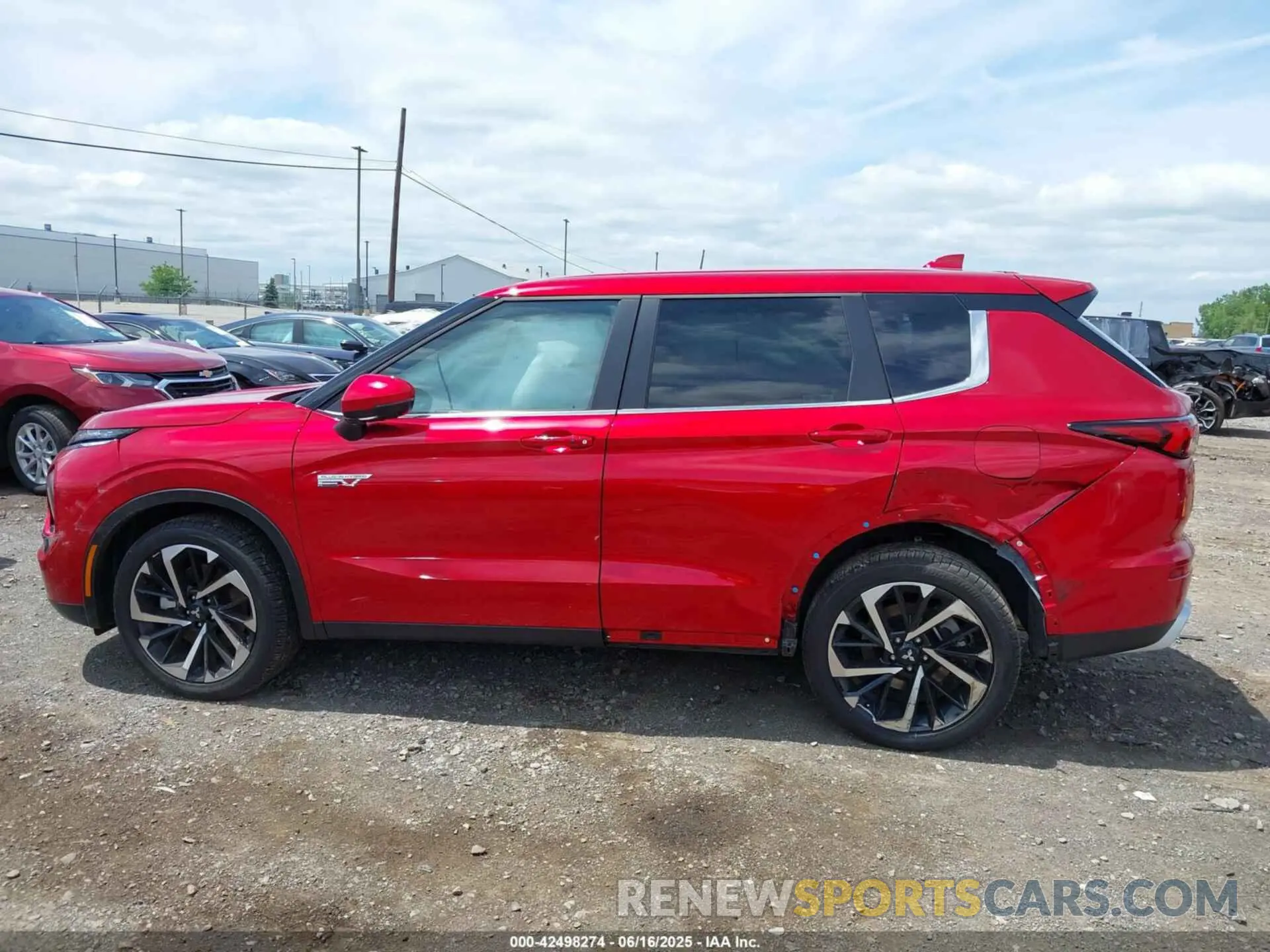14 Фотография поврежденного автомобиля JA4T5VA97SZ003933 MITSUBISHI OUTLANDER PHEV 2025
