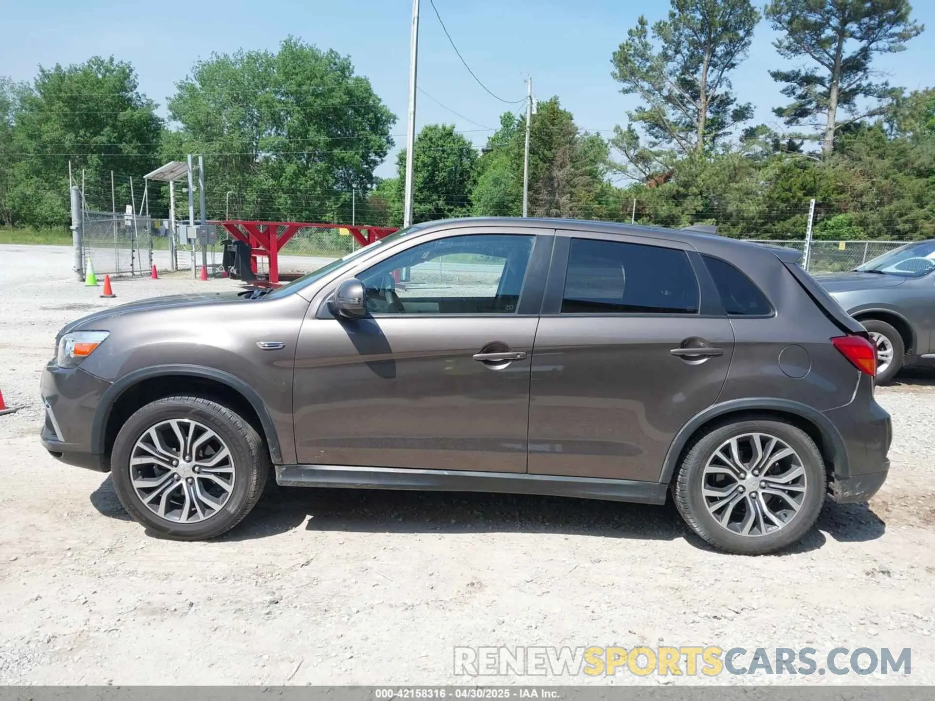 14 Photograph of a damaged car JA4AP3AU1KU028642 MITSUBISHI OUTLANDER SPORT 2019