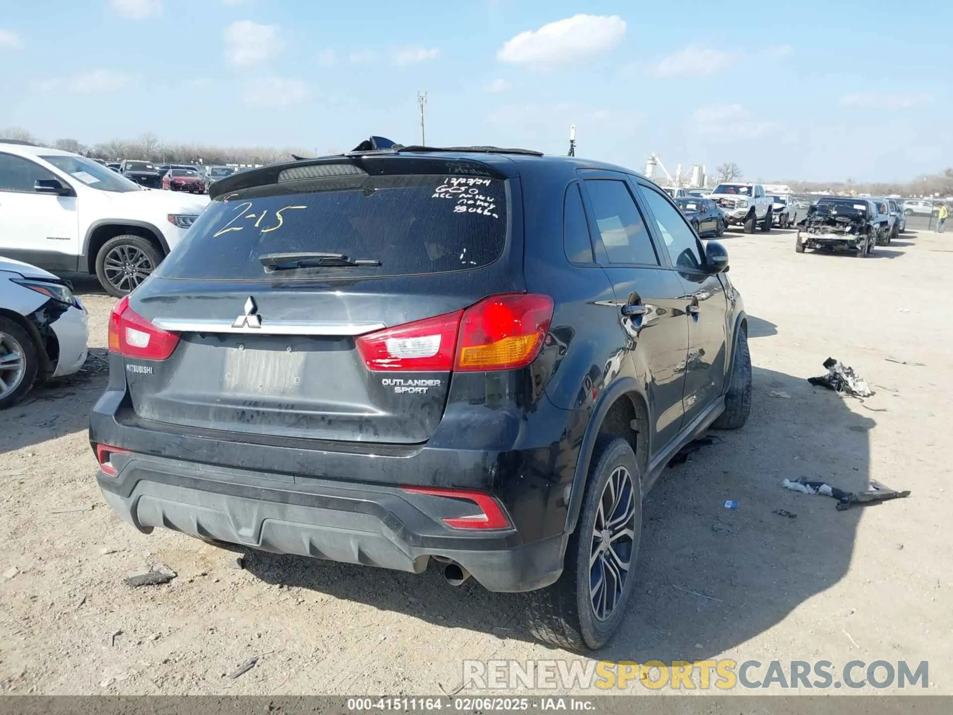 4 Фотография поврежденного автомобиля JA4AP3AU6KU030886 MITSUBISHI OUTLANDER SPORT 2019