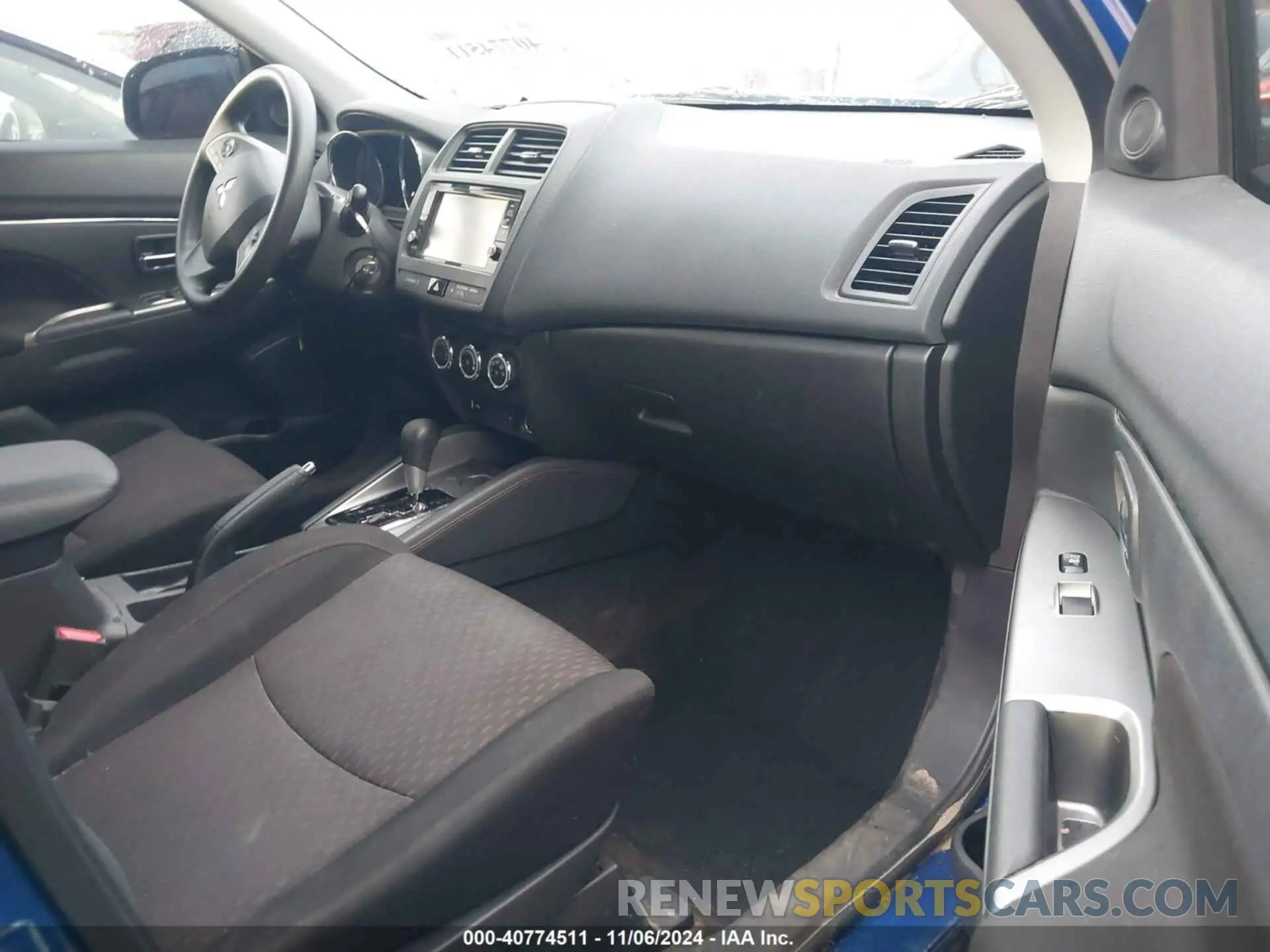 5 Photograph of a damaged car JA4AP3AU8KU034678 MITSUBISHI OUTLANDER SPORT 2019
