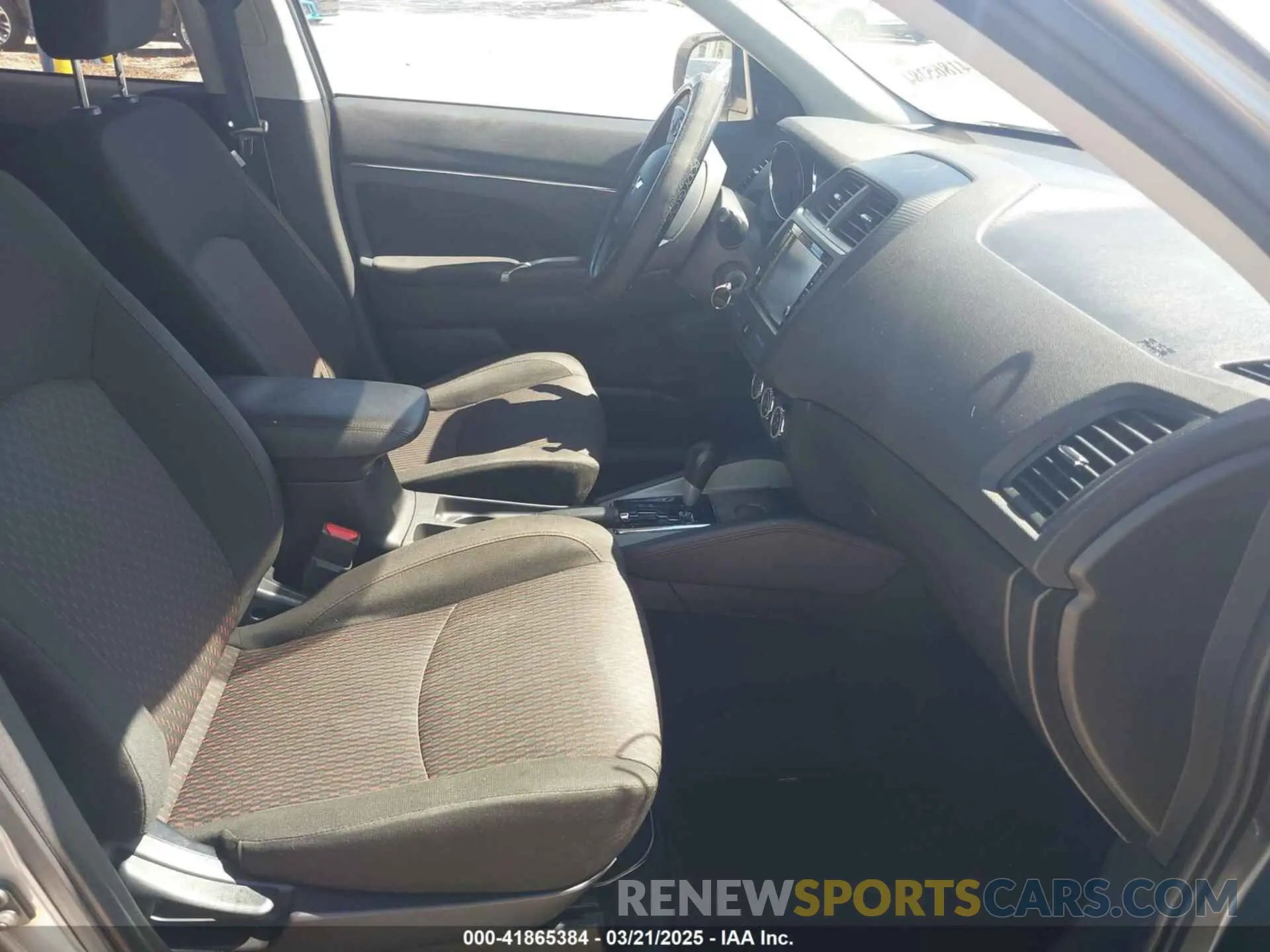 5 Photograph of a damaged car JA4AP3AUXKU028672 MITSUBISHI OUTLANDER SPORT 2019