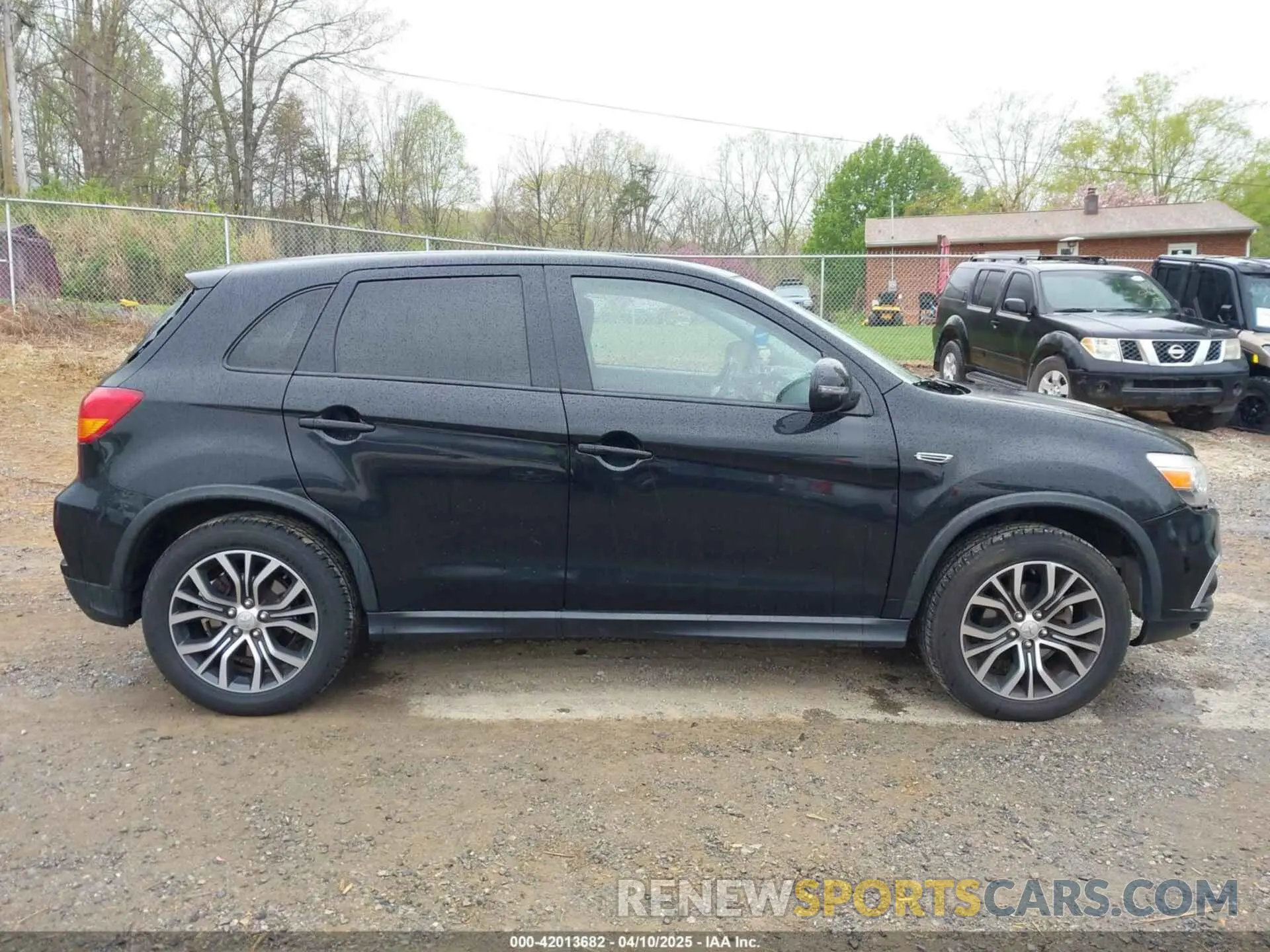 13 Photograph of a damaged car JA4AP4AU3KU027272 MITSUBISHI OUTLANDER SPORT 2019