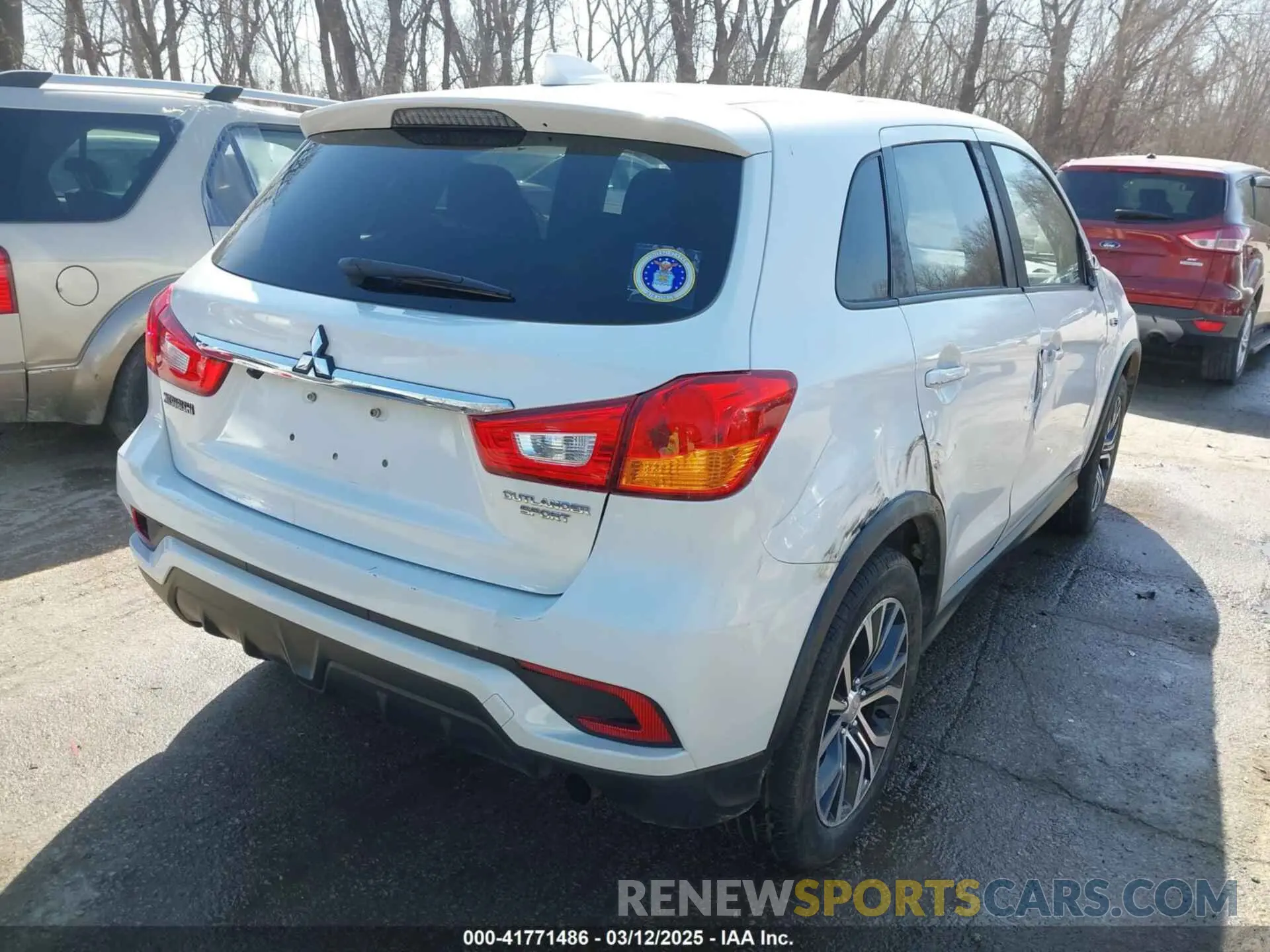 4 Photograph of a damaged car JA4AR3AU4KU023820 MITSUBISHI OUTLANDER SPORT 2019