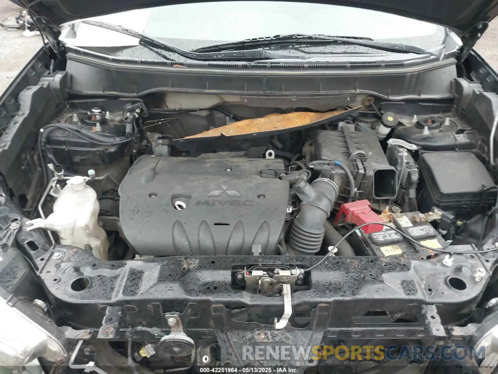 10 Фотография поврежденного автомобиля JA4AR3AU4KU024823 MITSUBISHI OUTLANDER SPORT 2019