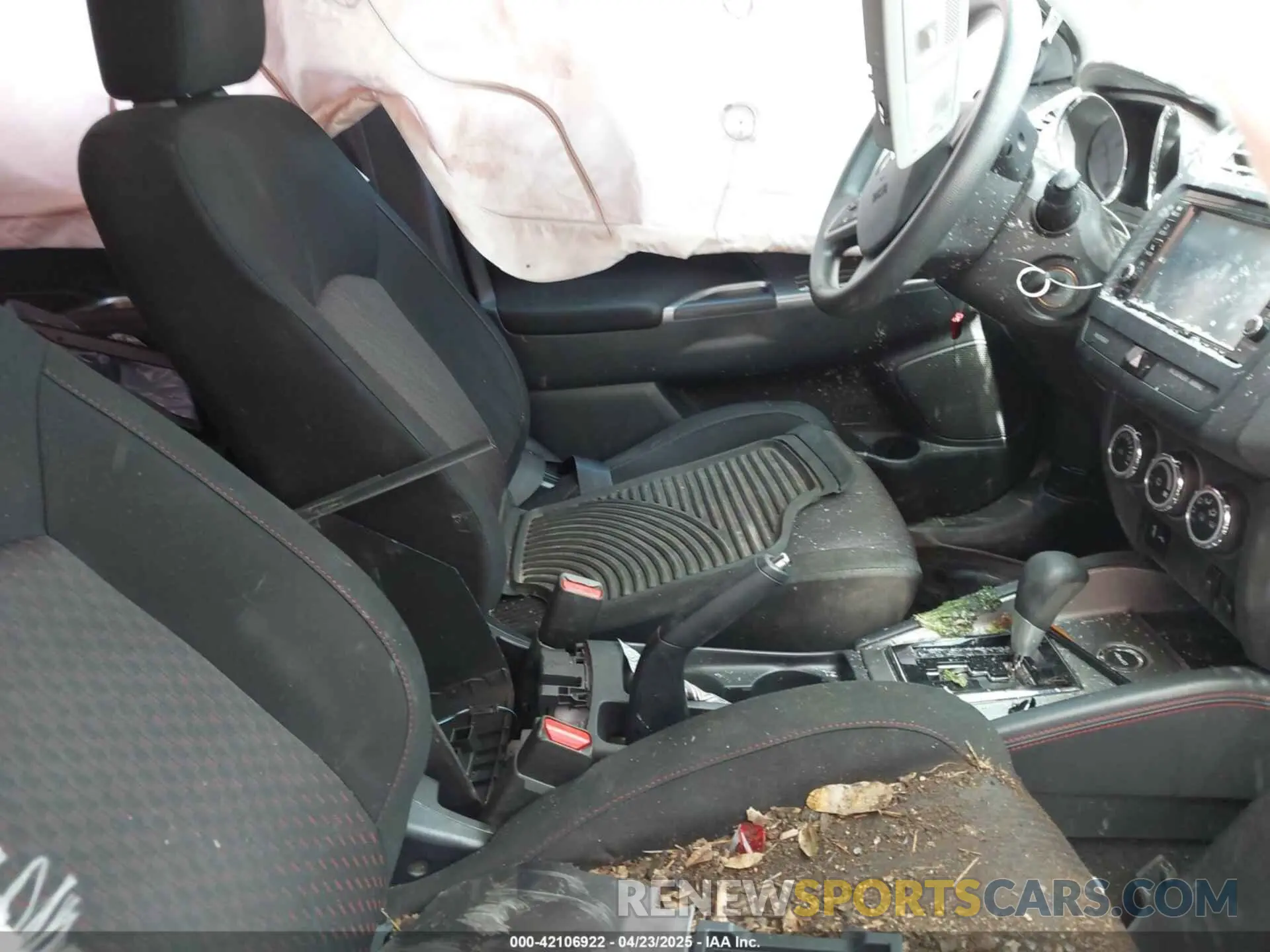 5 Photograph of a damaged car JA4AR3AU5KU028816 MITSUBISHI OUTLANDER SPORT 2019