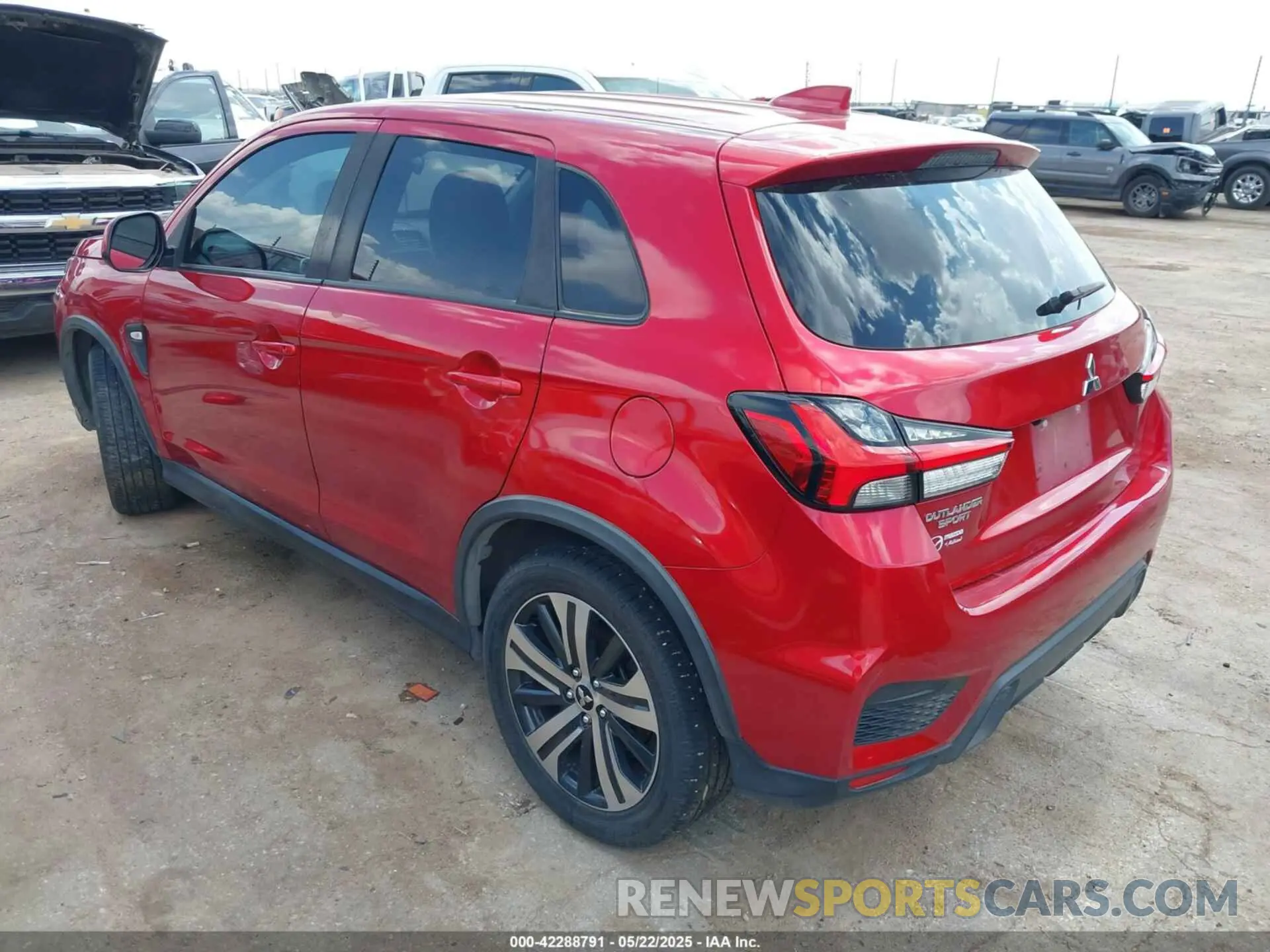 3 Photograph of a damaged car JA4AP3AU7LU001558 MITSUBISHI OUTLANDER SPORT 2020