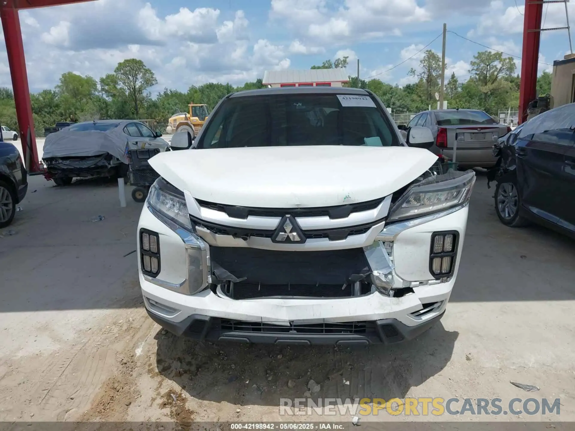 12 Фотография поврежденного автомобиля JA4AP3AUXLU008004 MITSUBISHI OUTLANDER SPORT 2020