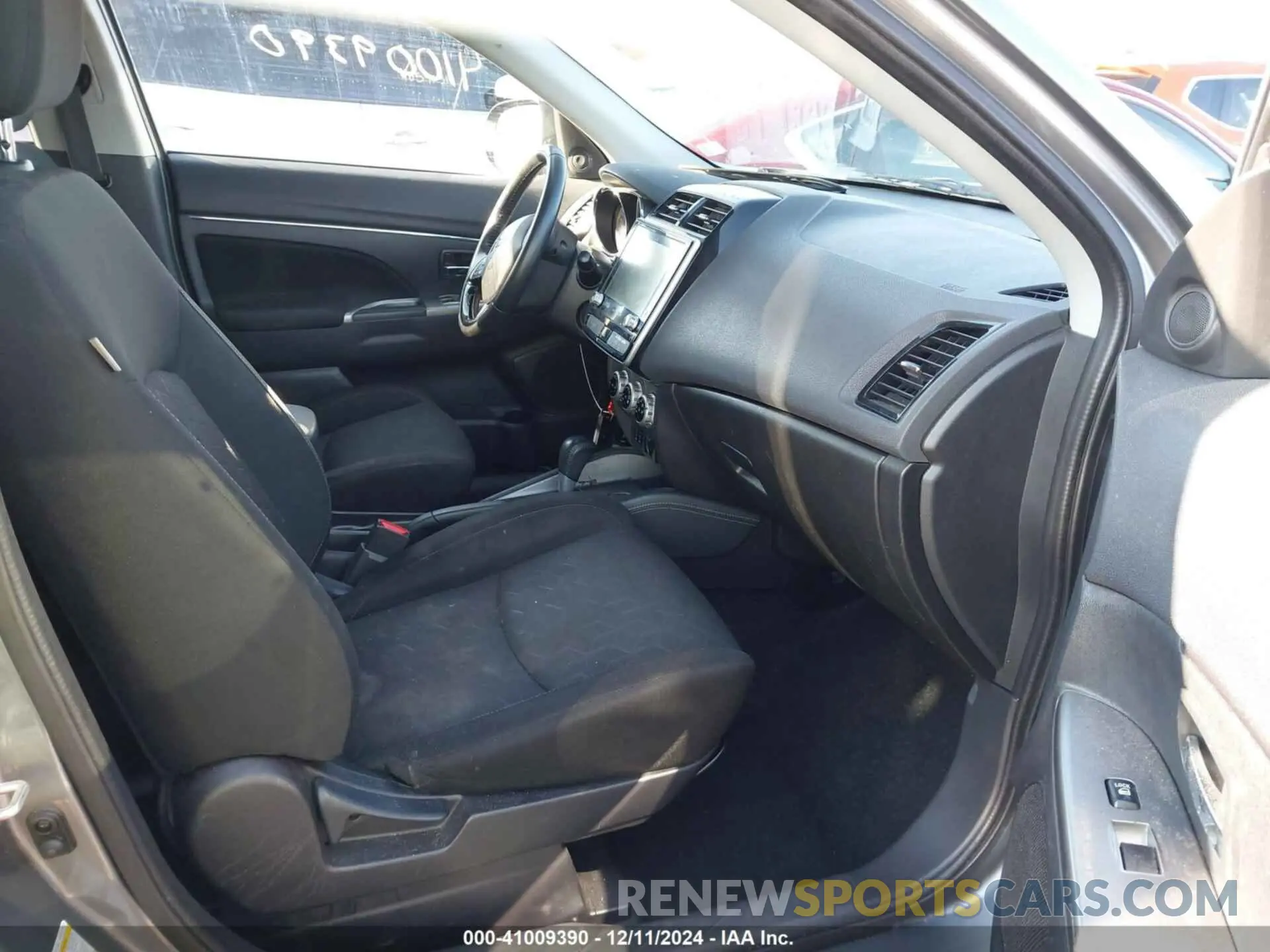 5 Фотография поврежденного автомобиля JA4AP4AU1LU016644 MITSUBISHI OUTLANDER SPORT 2020