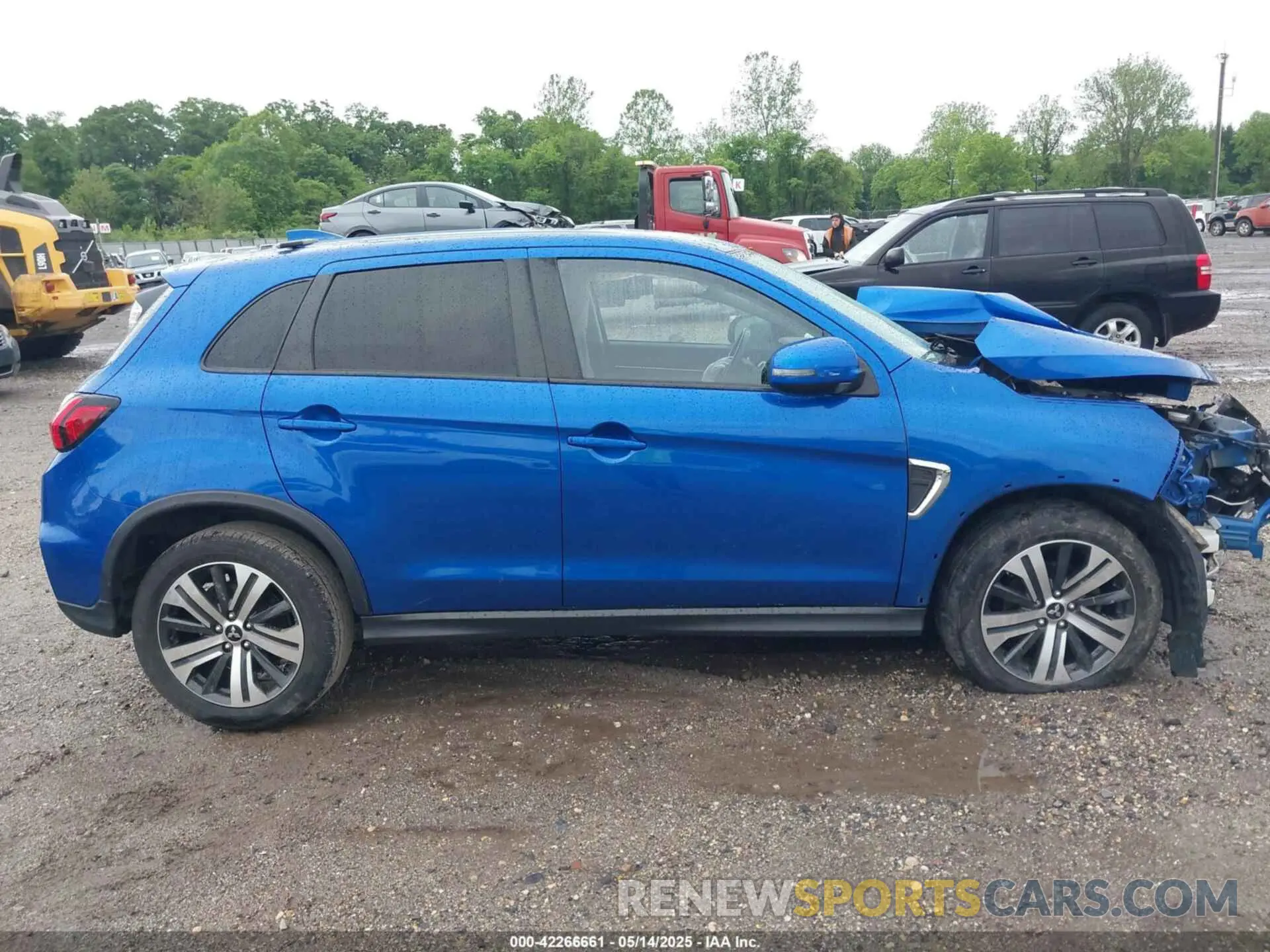 14 Photograph of a damaged car JA4AP4AUXLU023270 MITSUBISHI OUTLANDER SPORT 2020