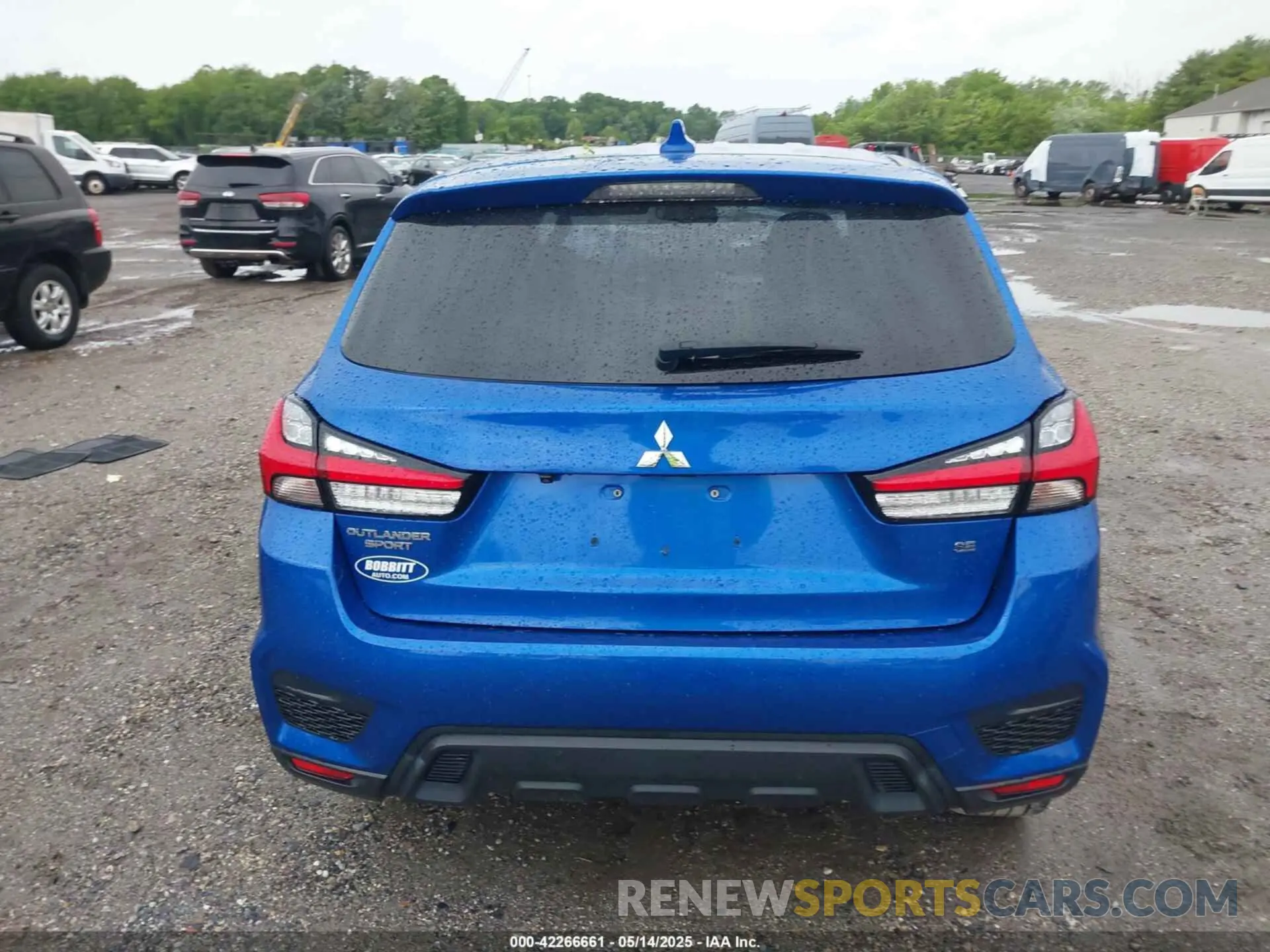 17 Photograph of a damaged car JA4AP4AUXLU023270 MITSUBISHI OUTLANDER SPORT 2020