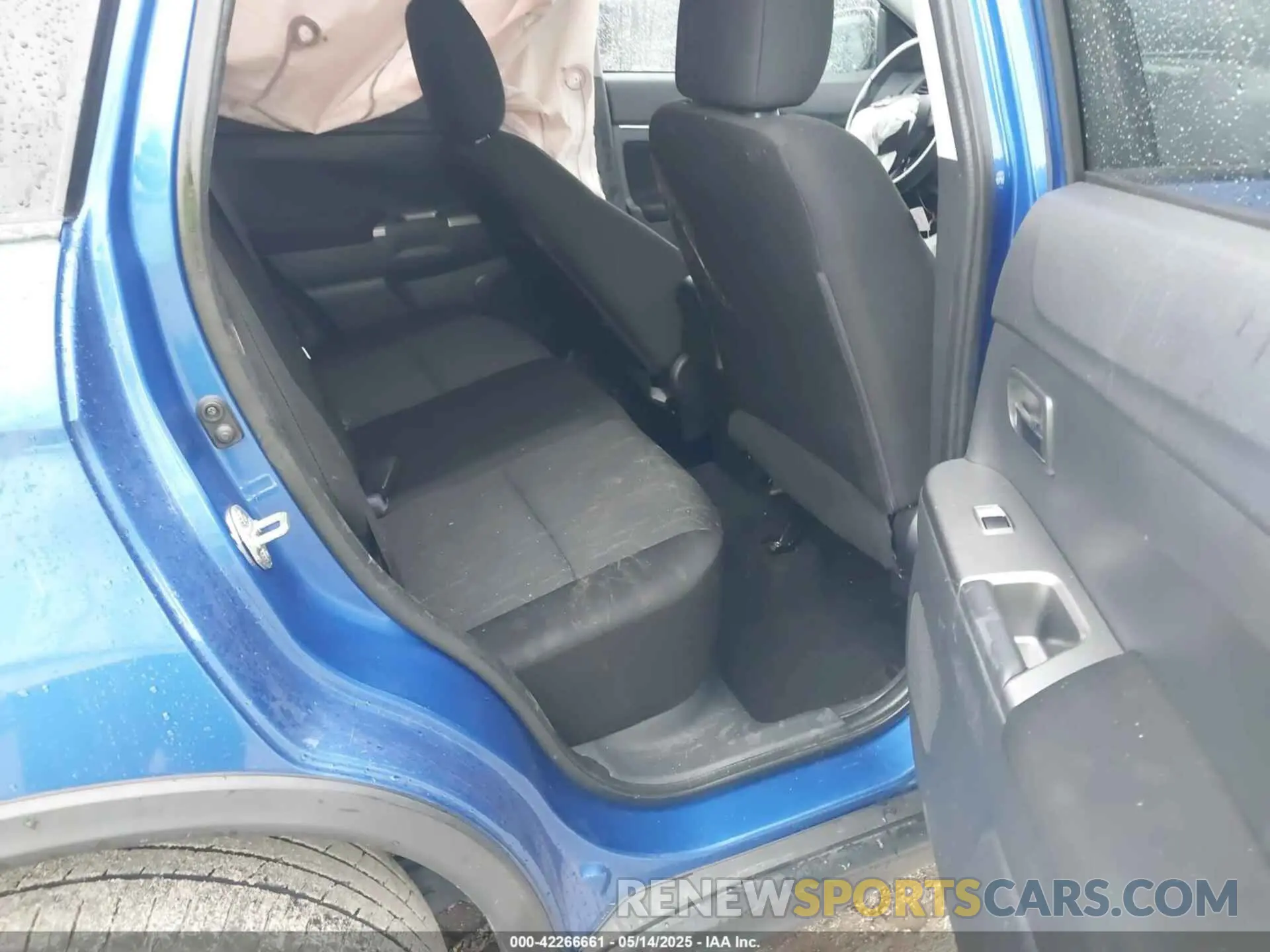 8 Photograph of a damaged car JA4AP4AUXLU023270 MITSUBISHI OUTLANDER SPORT 2020