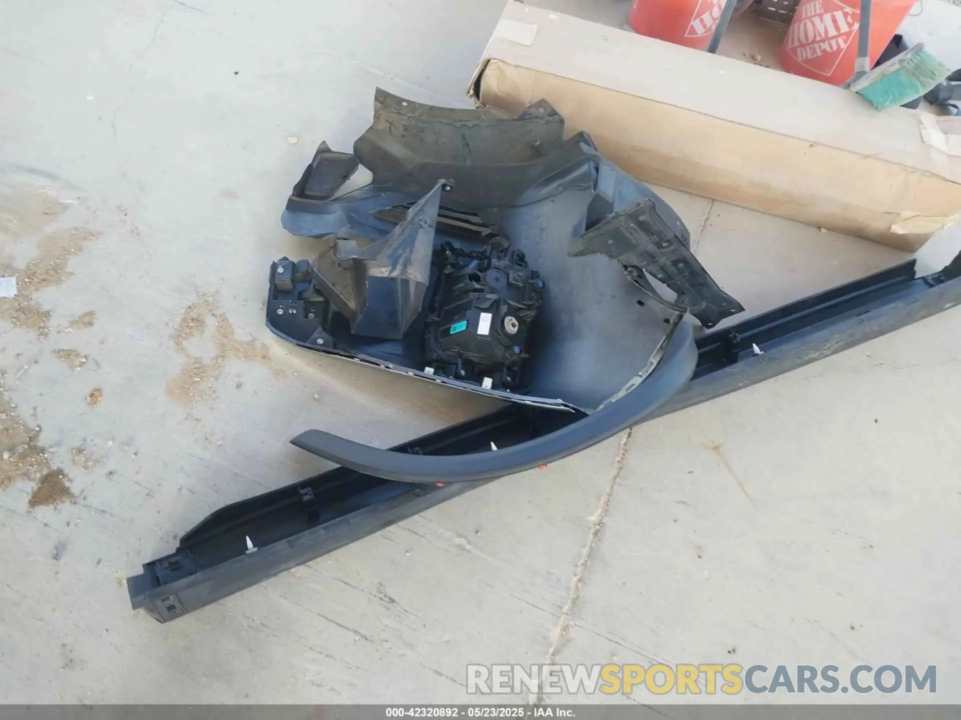 12 Photograph of a damaged car JA4AR3AU0LU013786 MITSUBISHI OUTLANDER SPORT 2020