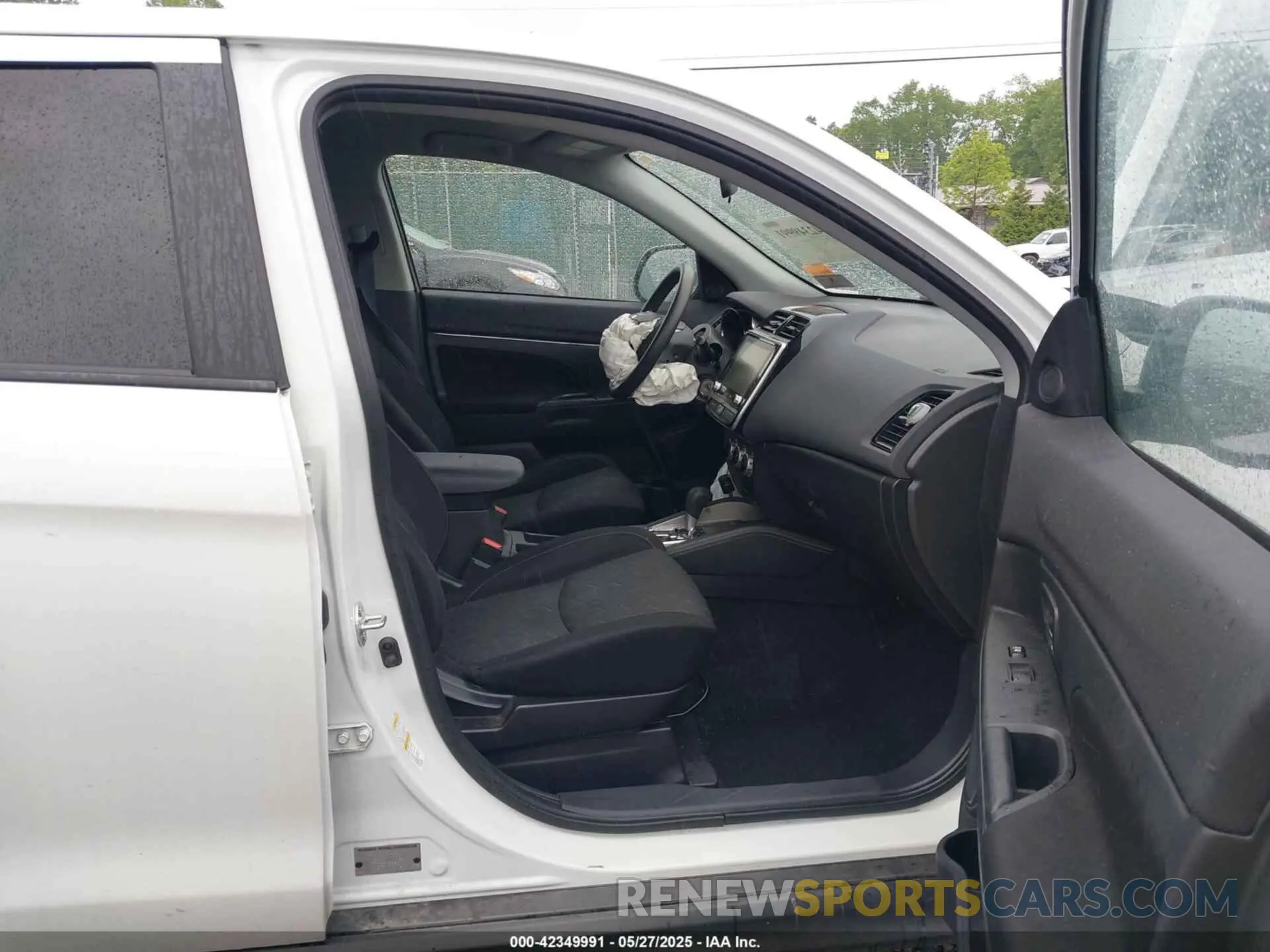 5 Фотография поврежденного автомобиля JA4AR3AU1LU007804 MITSUBISHI OUTLANDER SPORT 2020