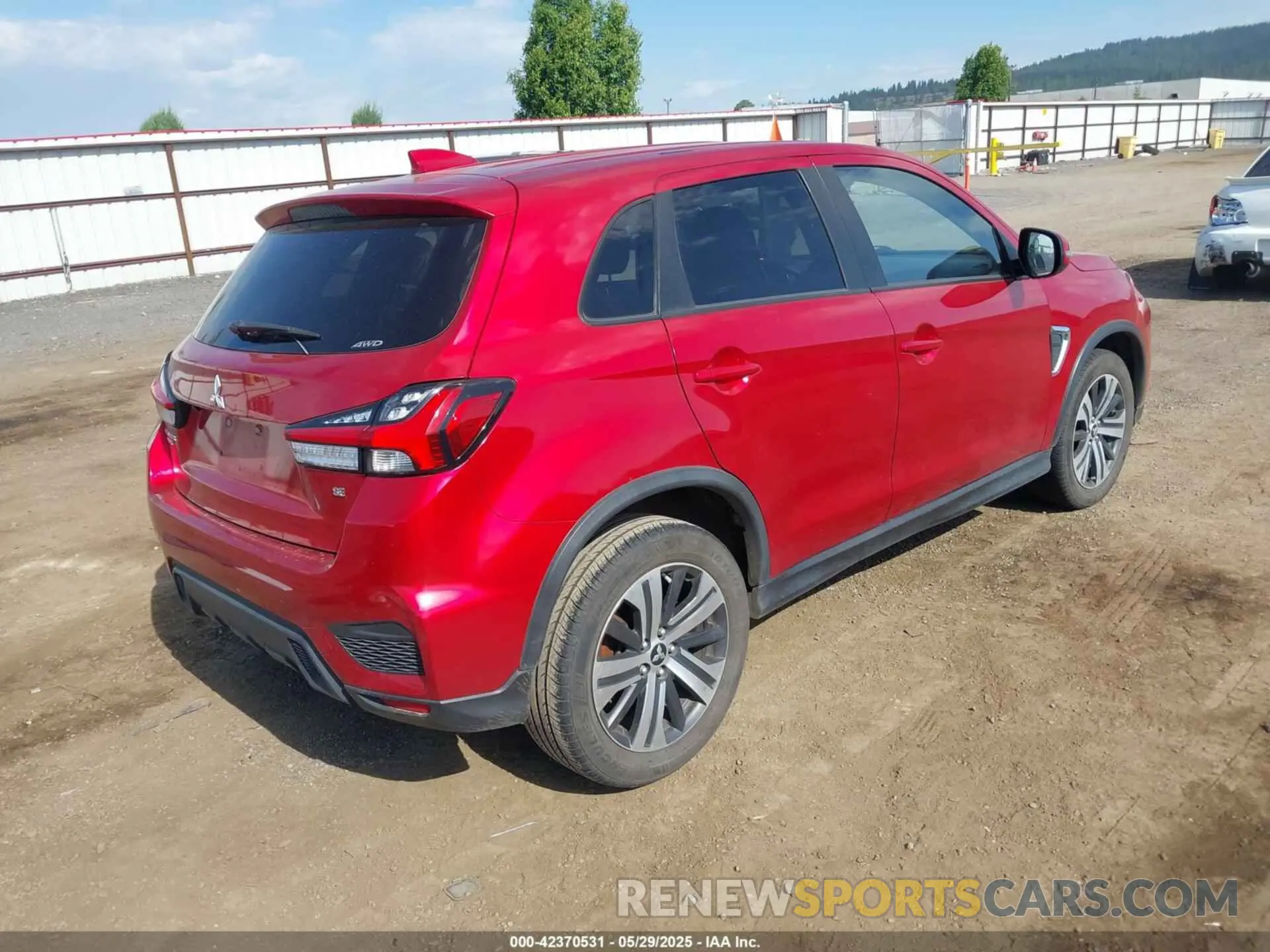 4 Photograph of a damaged car JA4AR3AU2LU019279 MITSUBISHI OUTLANDER SPORT 2020