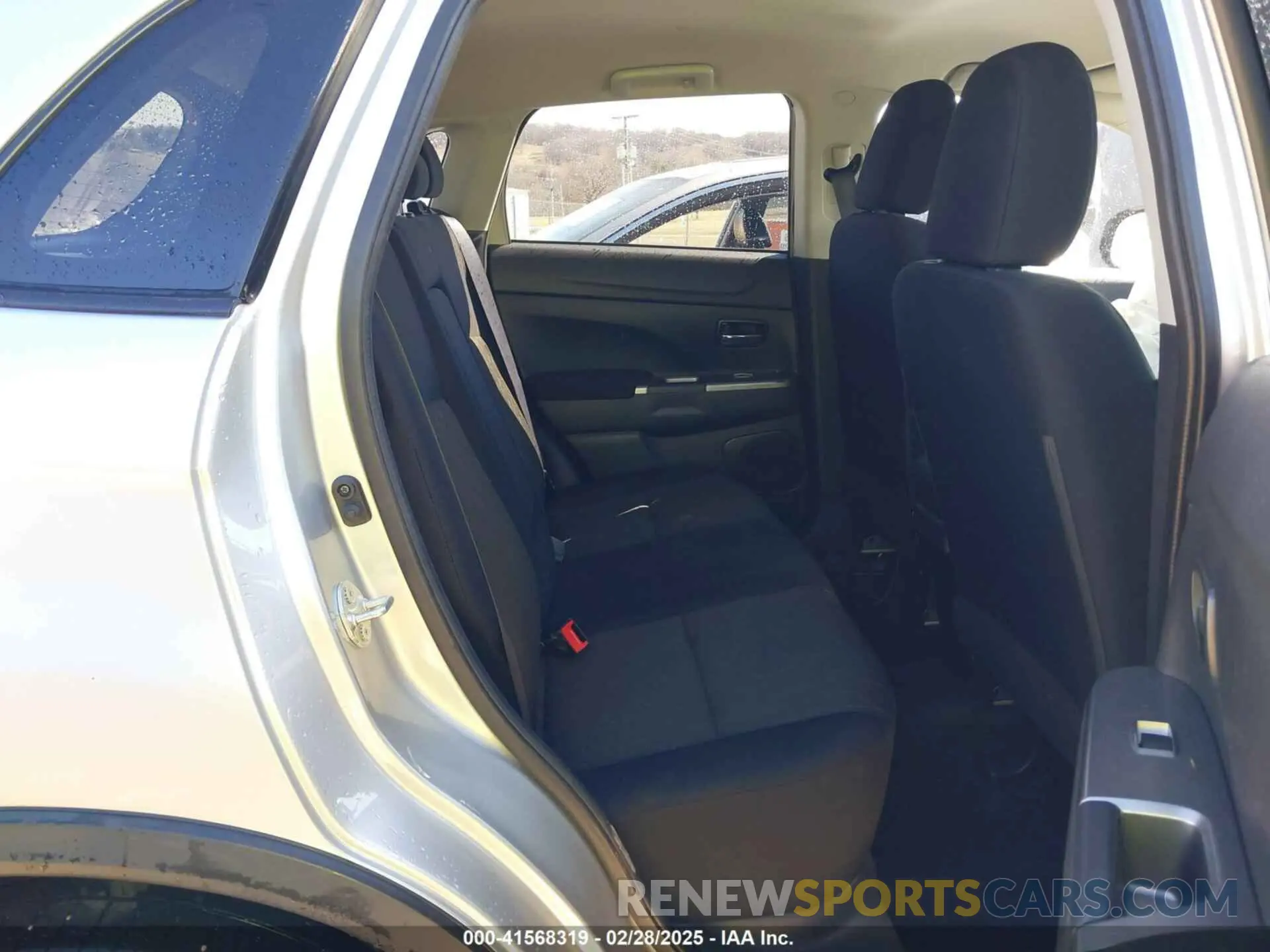 8 Photograph of a damaged car JA4AR3AU6LU019365 MITSUBISHI OUTLANDER SPORT 2020