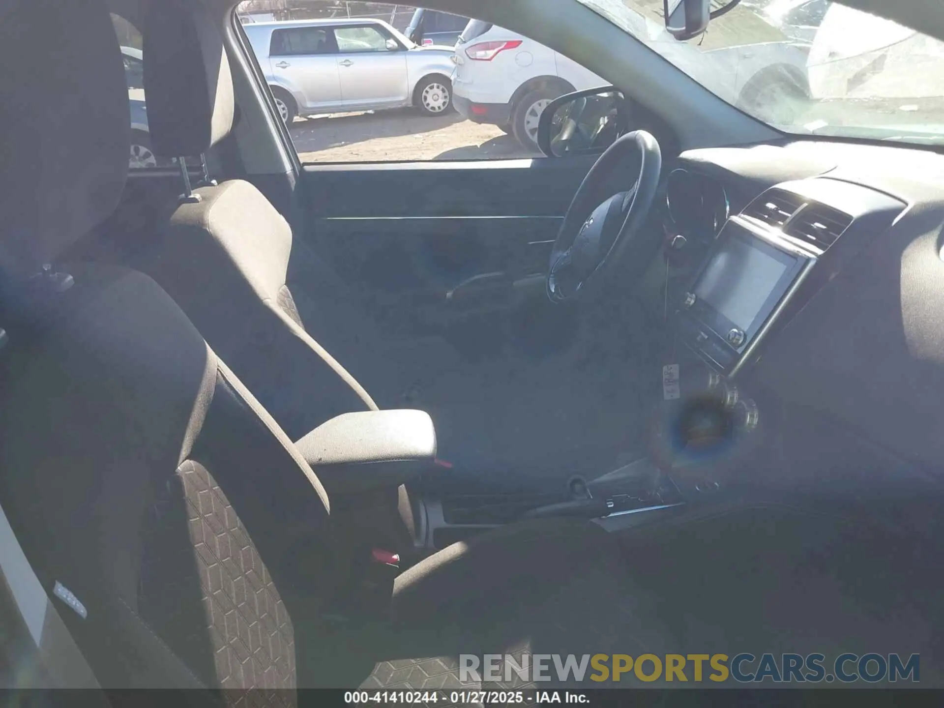 5 Photograph of a damaged car JA4AR3AUXLU020549 MITSUBISHI OUTLANDER SPORT 2020