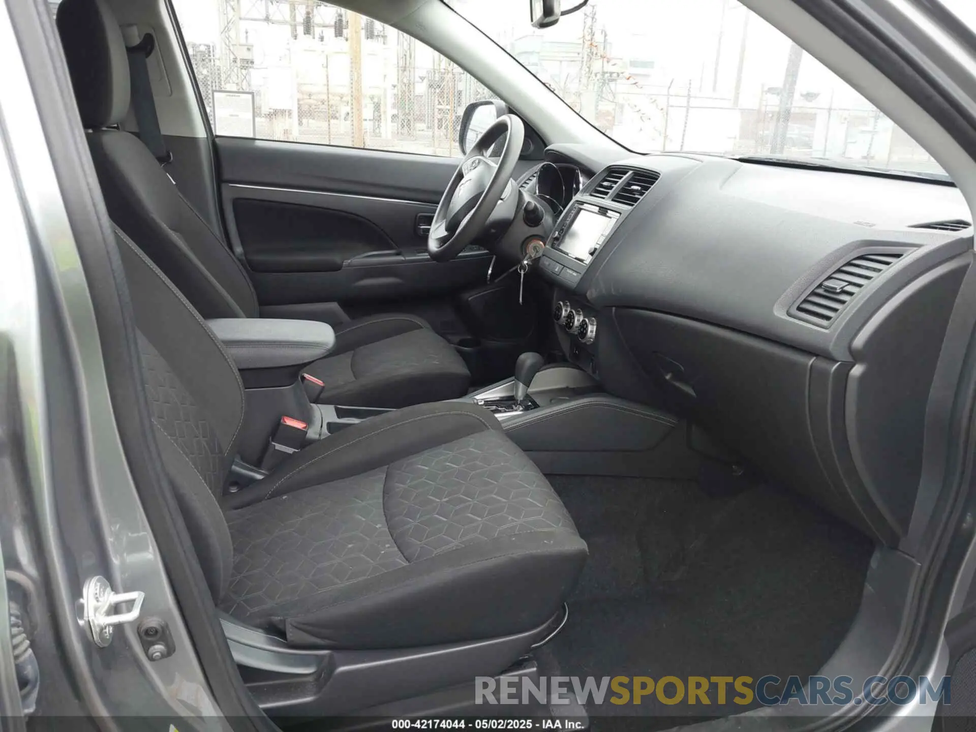 5 Фотография поврежденного автомобиля JA4APUAU2MU036192 MITSUBISHI OUTLANDER SPORT 2021