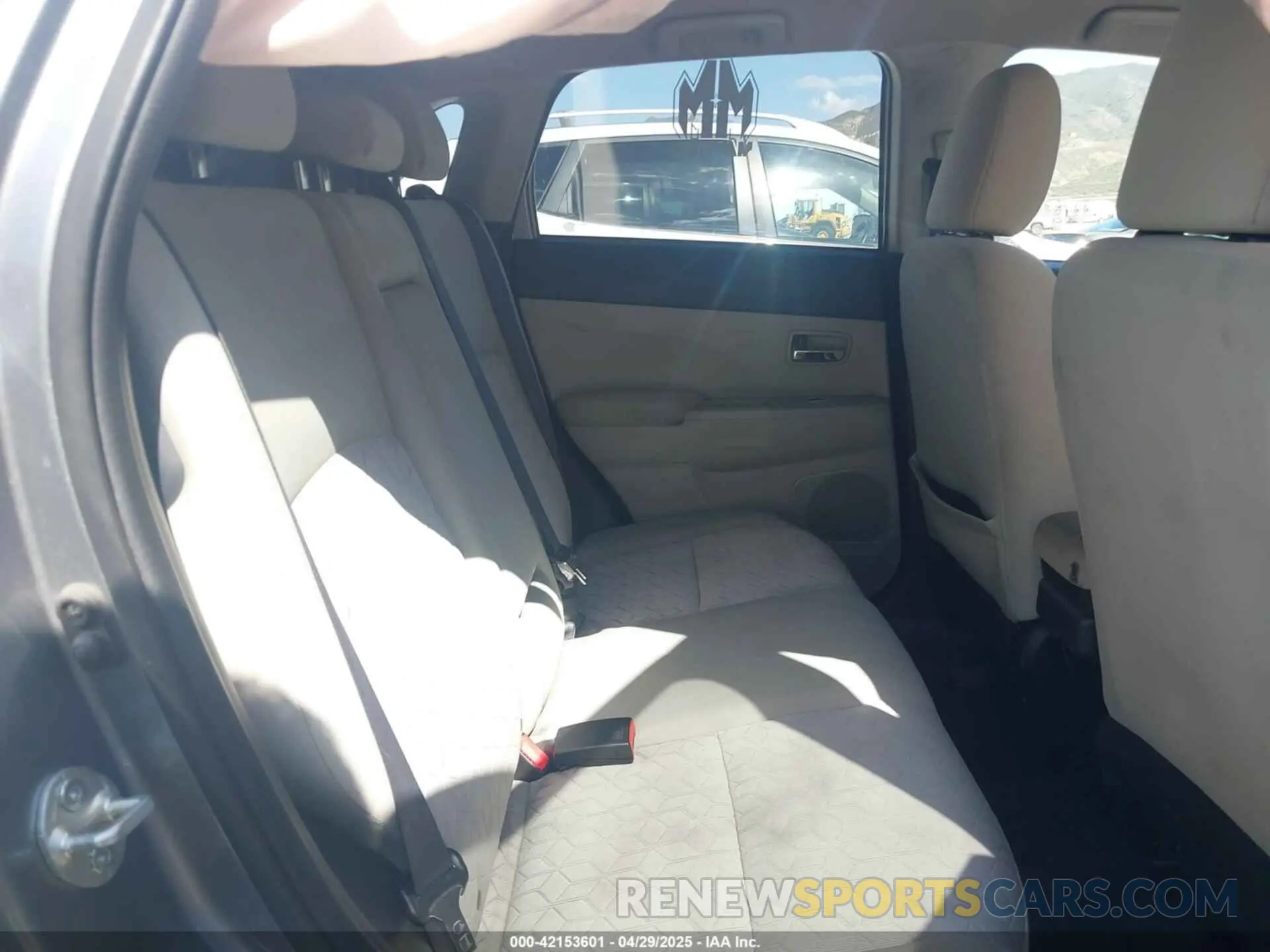 8 Фотография поврежденного автомобиля JA4APUAU3MU002584 MITSUBISHI OUTLANDER SPORT 2021