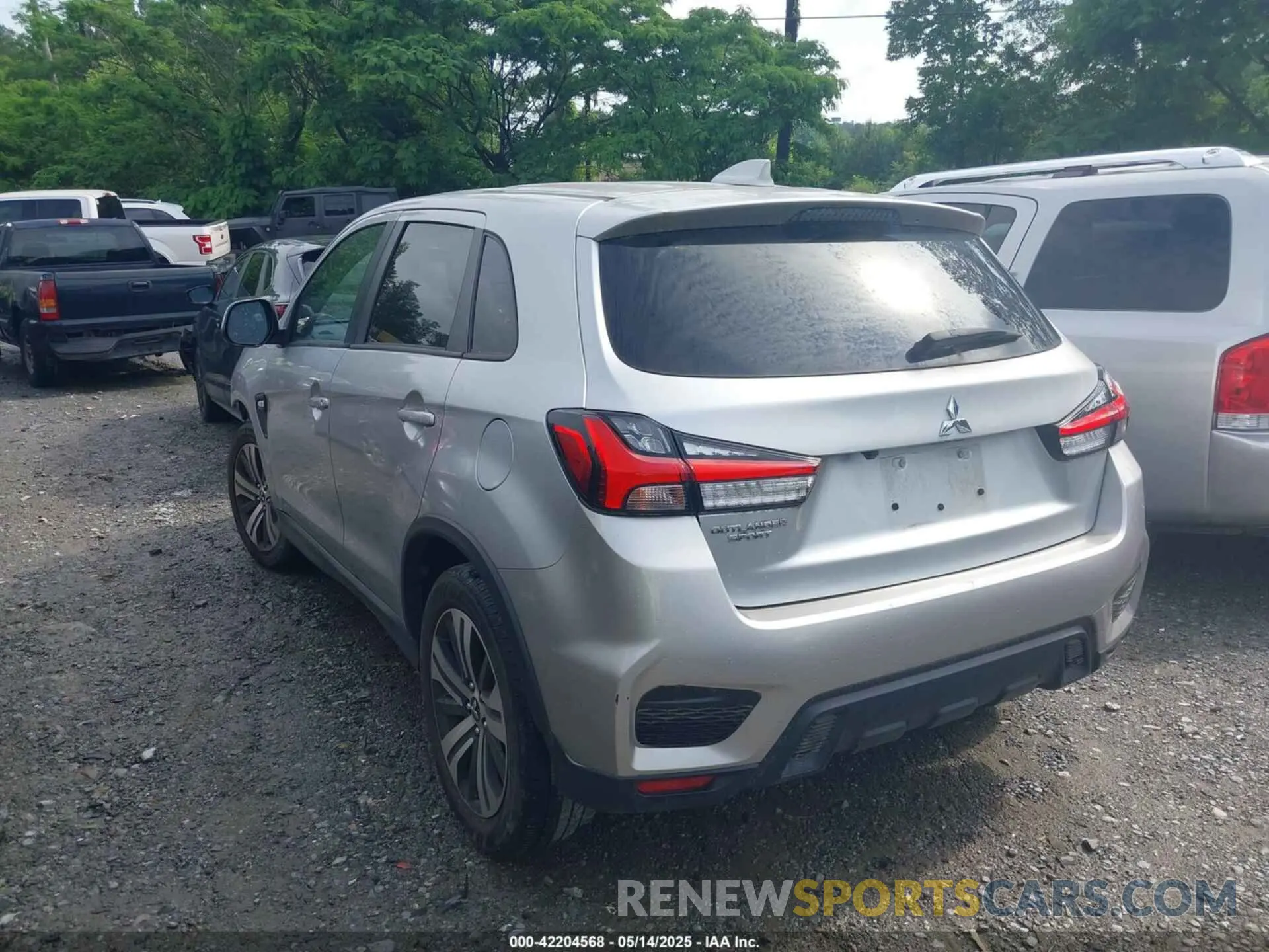 3 Фотография поврежденного автомобиля JA4APUAU8MU034978 MITSUBISHI OUTLANDER SPORT 2021