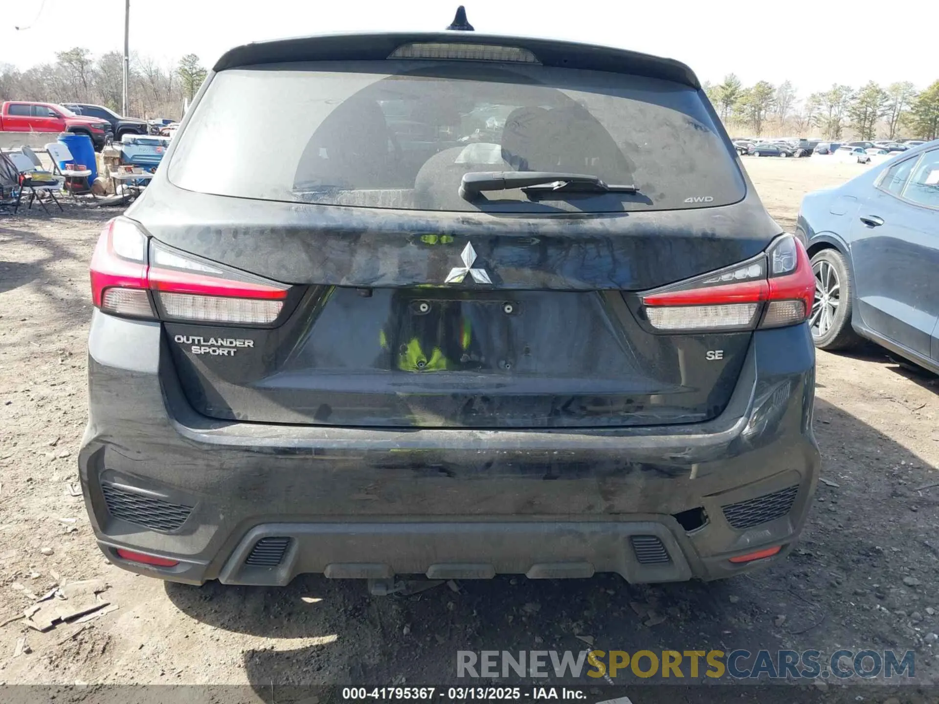 17 Фотография поврежденного автомобиля JA4ARUAU2MU018656 MITSUBISHI OUTLANDER SPORT 2021