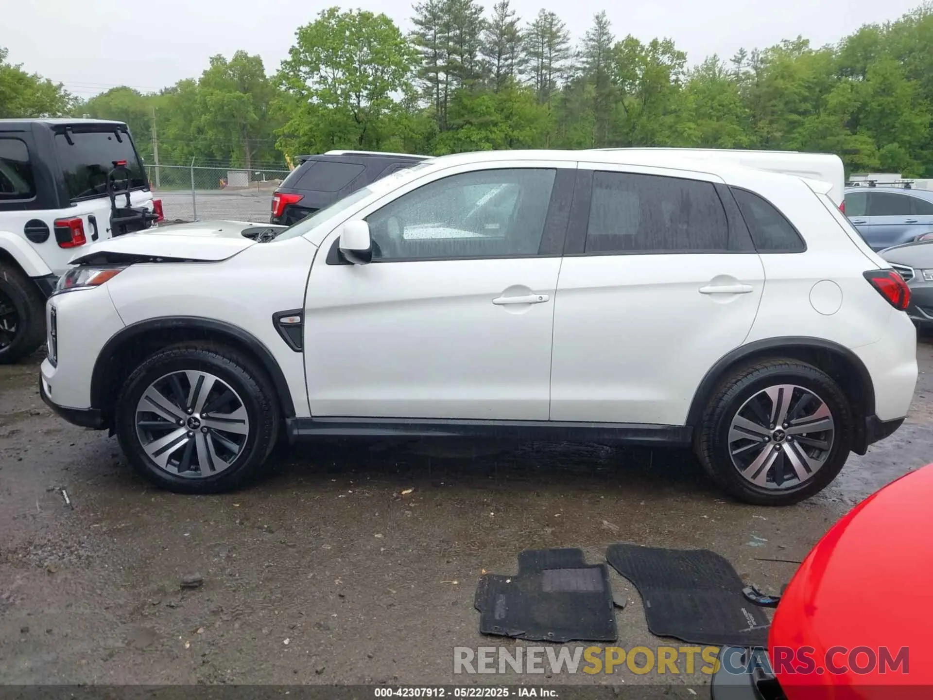 14 Фотография поврежденного автомобиля JA4ARUAU6MU001763 MITSUBISHI OUTLANDER SPORT 2021