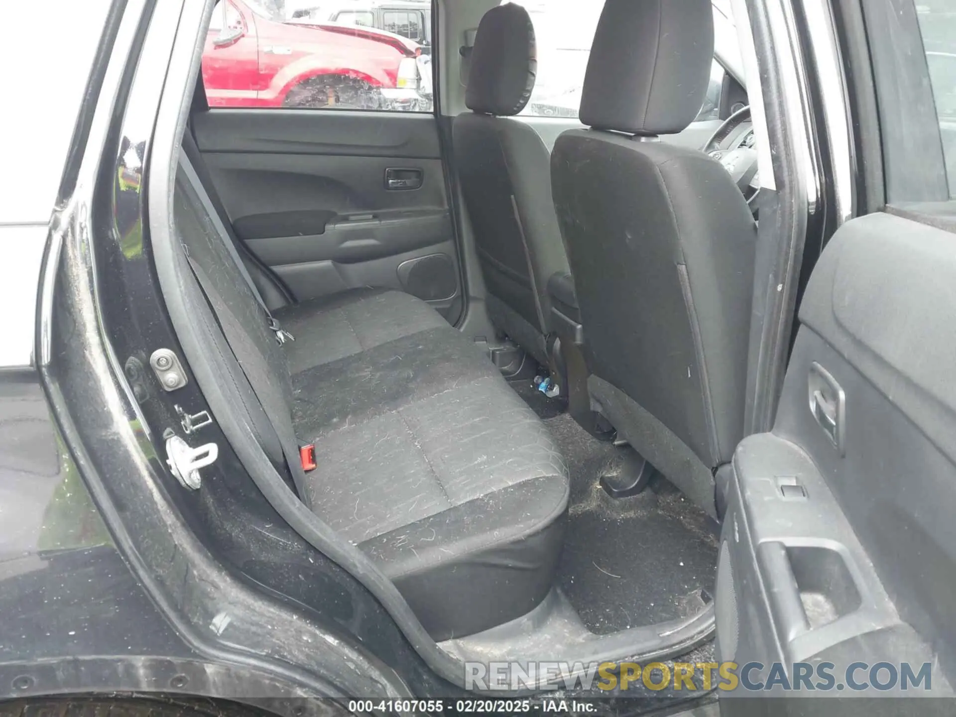 8 Фотография поврежденного автомобиля JA4ARUAU9MU003068 MITSUBISHI OUTLANDER SPORT 2021