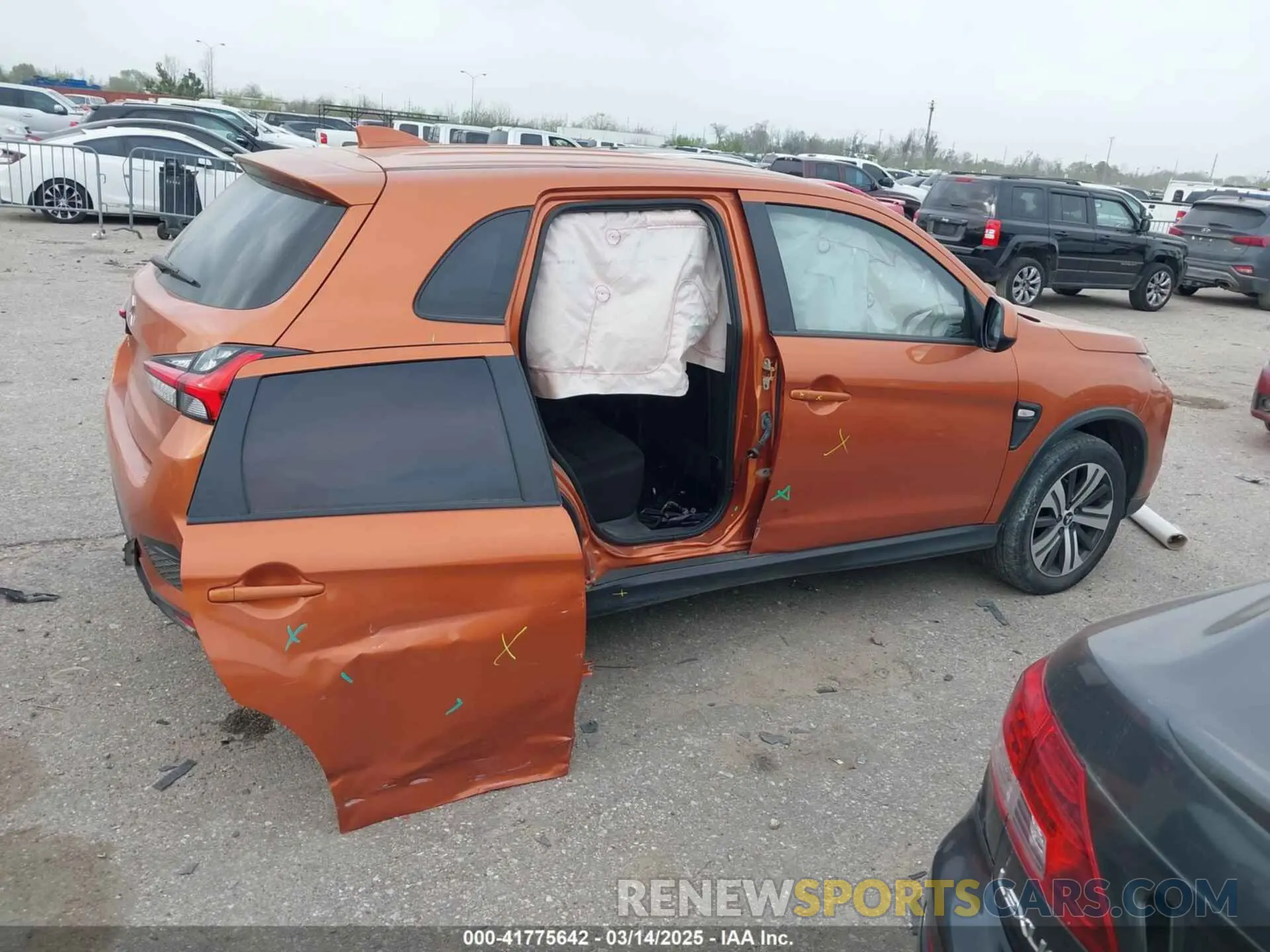 14 Photograph of a damaged car JA4APUAU1NU010474 MITSUBISHI OUTLANDER SPORT 2022